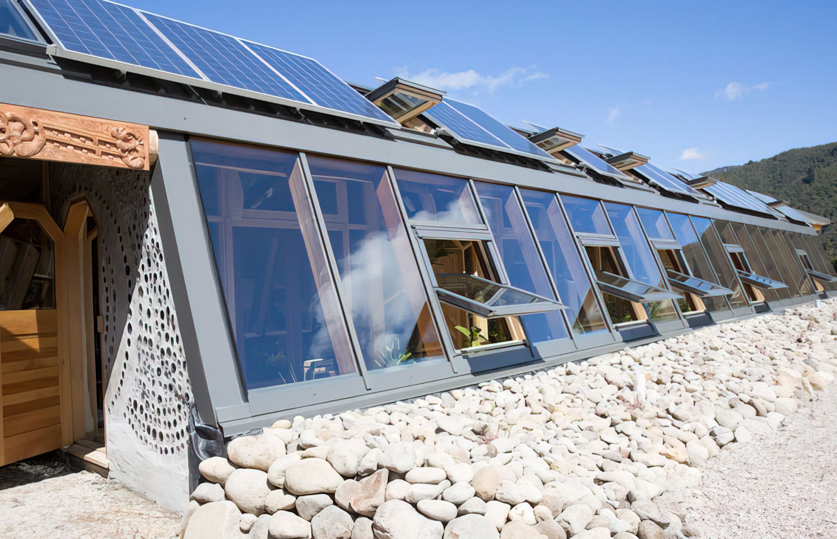 Earthship - Solar