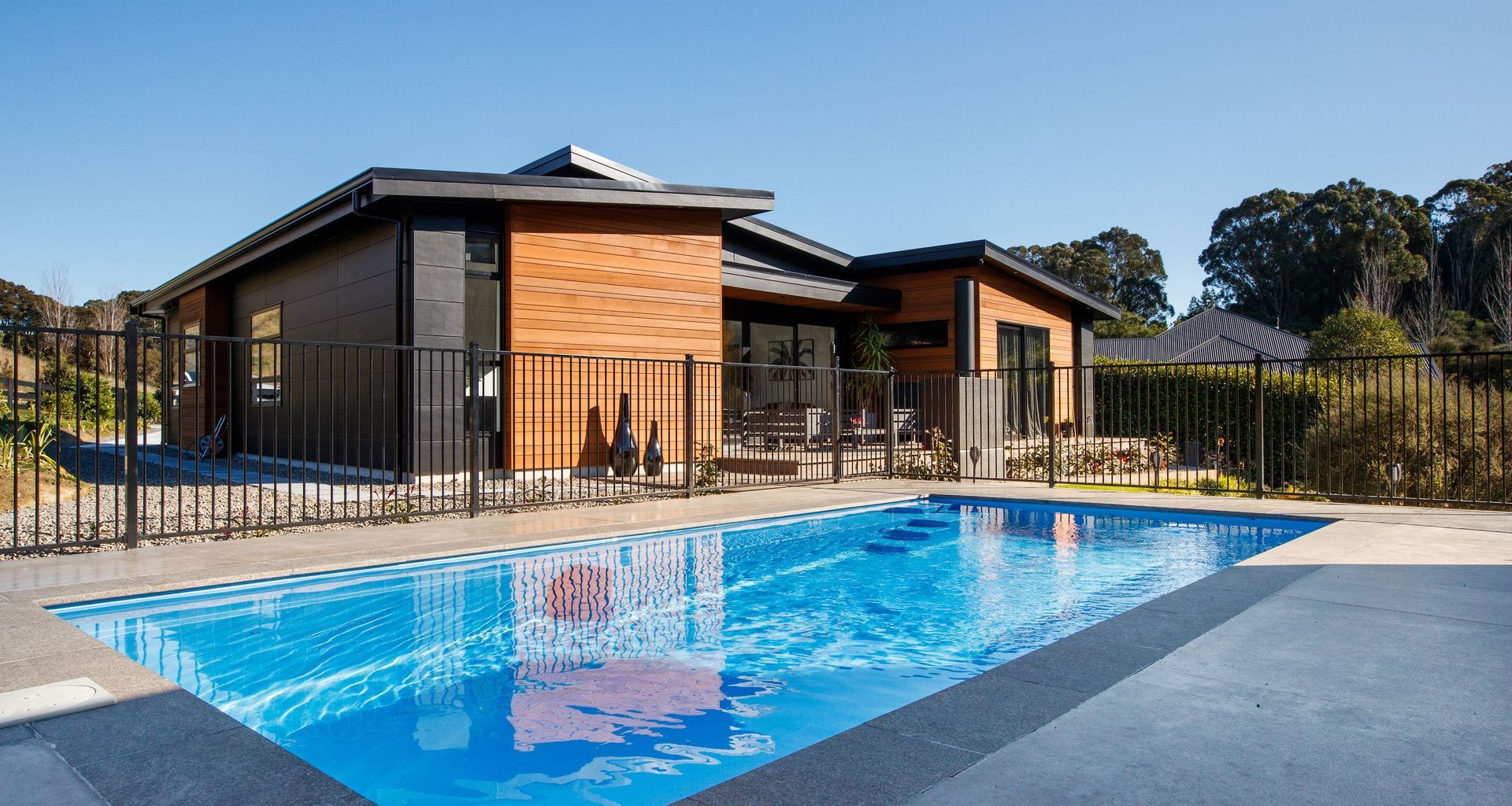 Stunning Architectural Build banner
