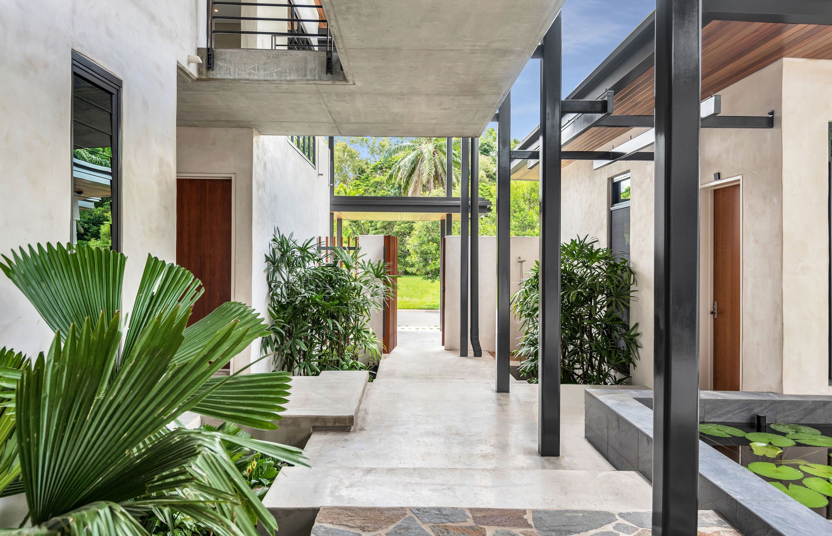 Beachfront Mirage Residence