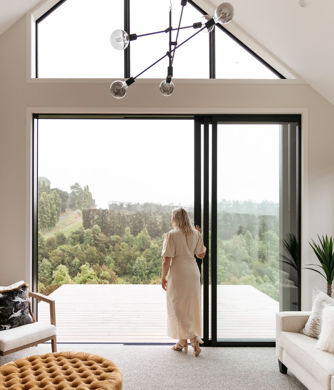 8 Hera Lane