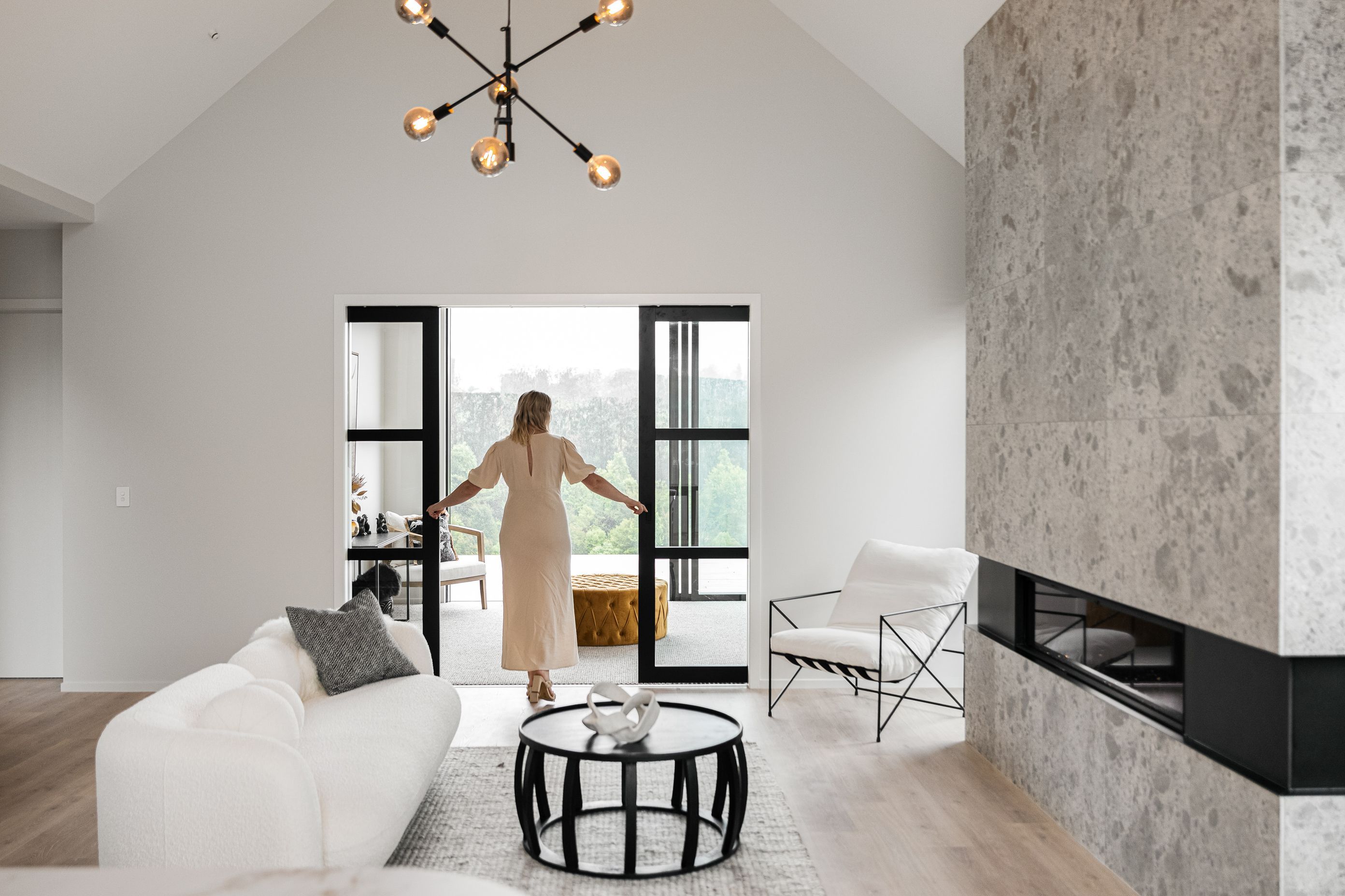8 Hera Lane