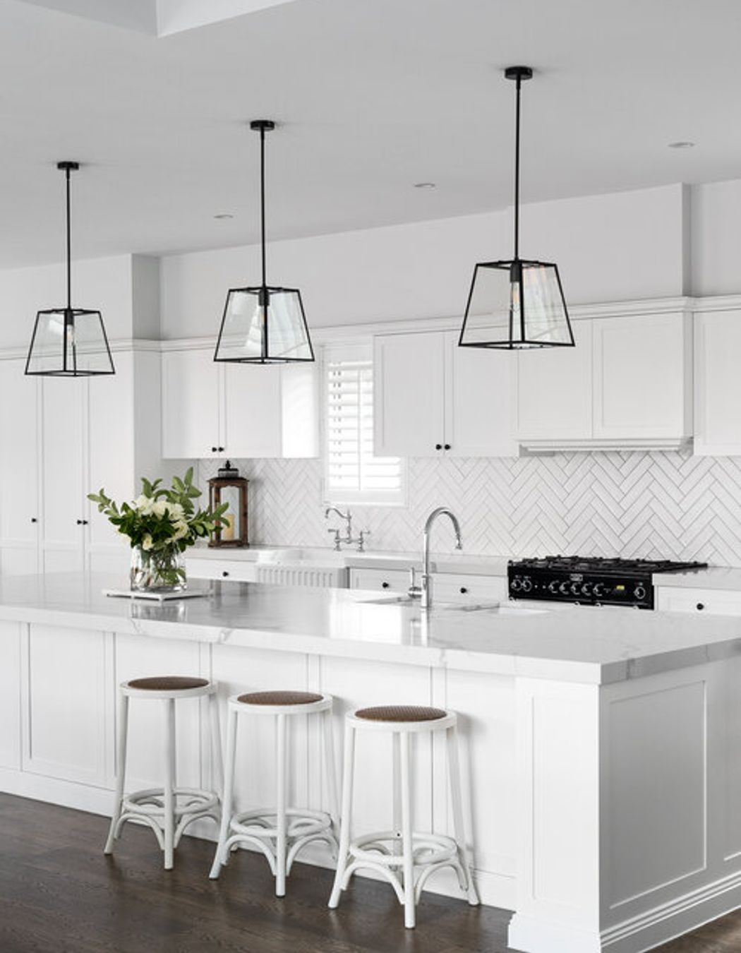 HAMPTONS HOUSE