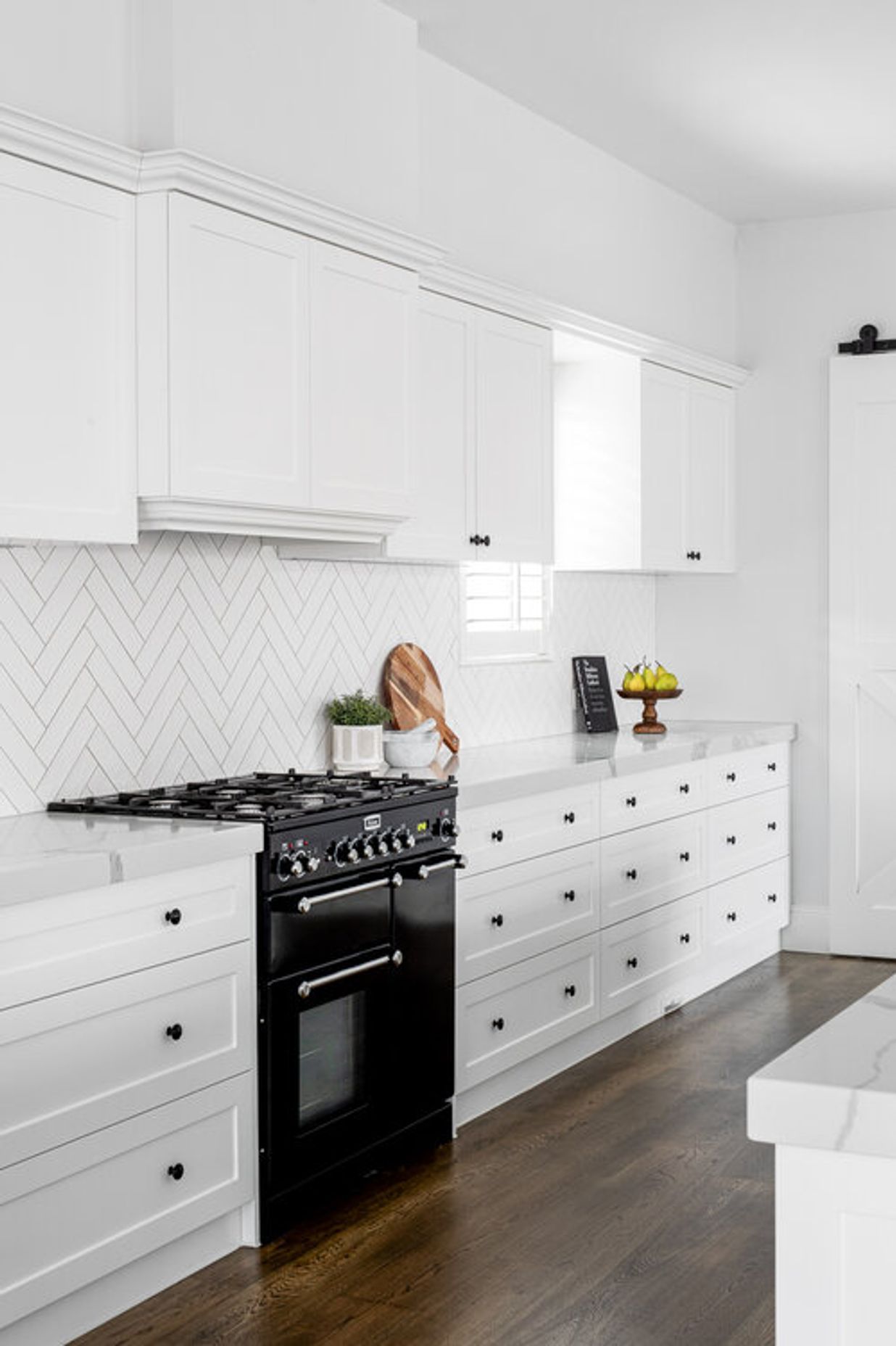 HAMPTONS HOUSE