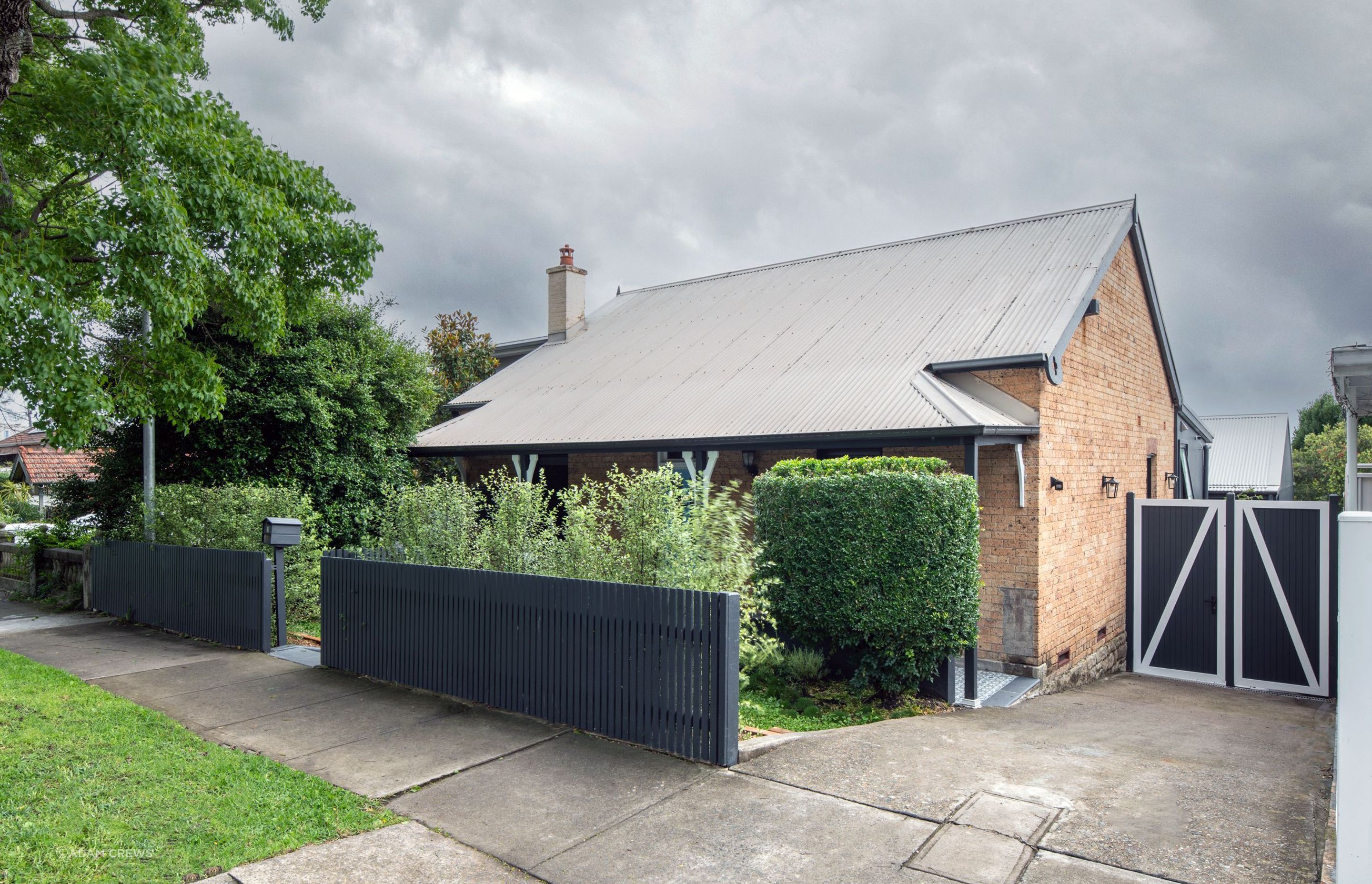 8 Mount Street