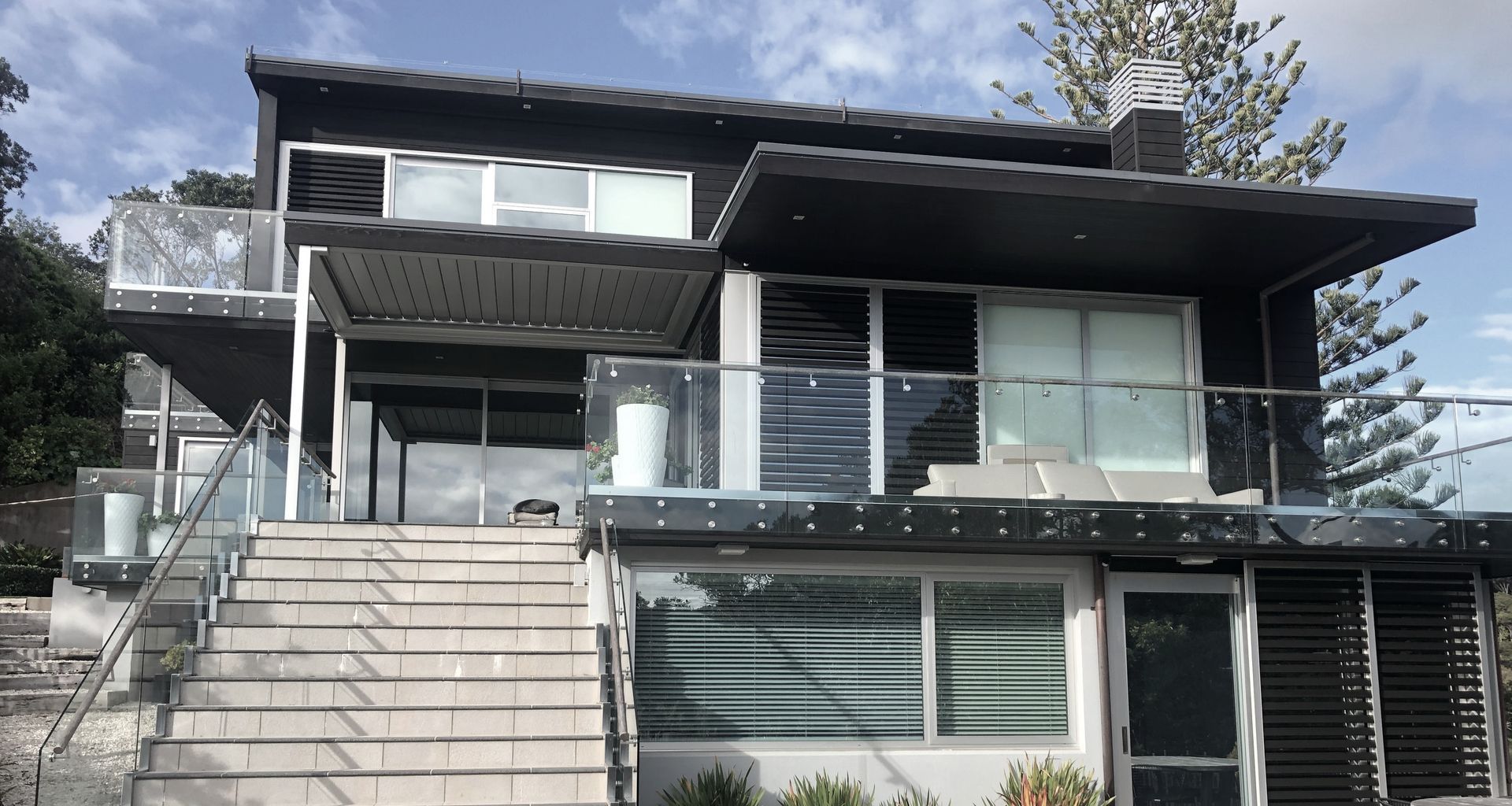 Waiheke House banner
