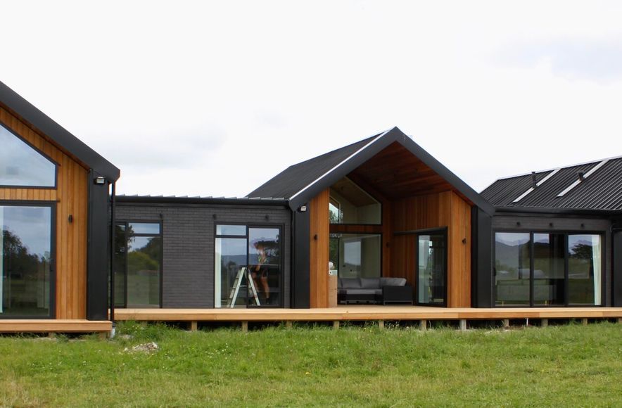 Te Kowhai , Hamilton