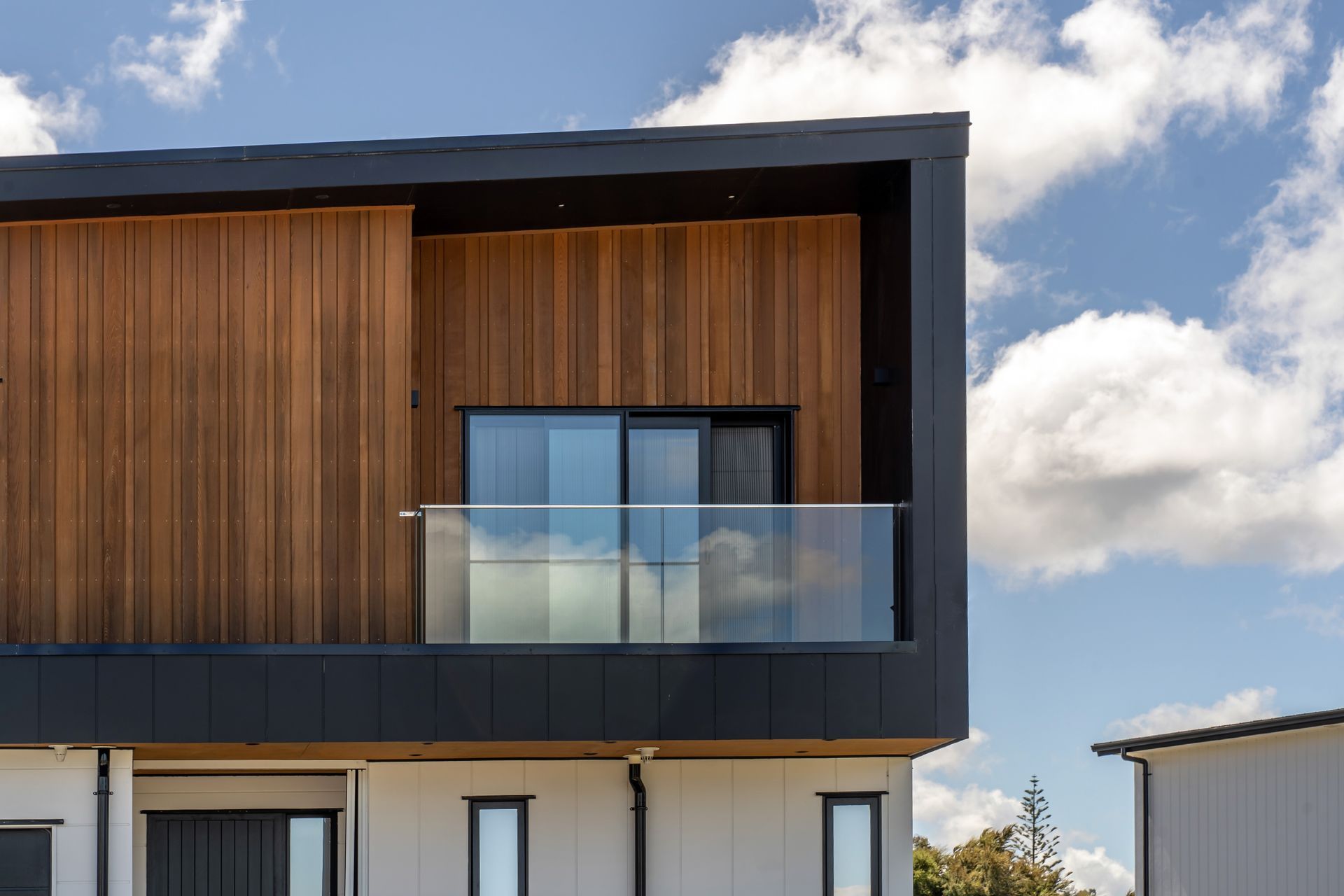 Riverhead Point Residence