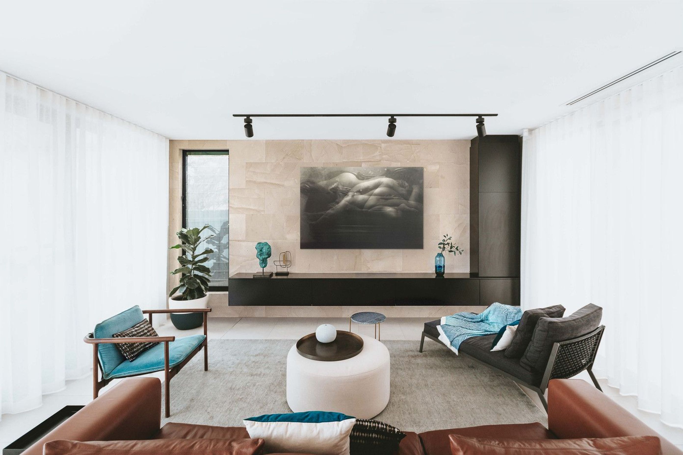 Russell Lea Residence