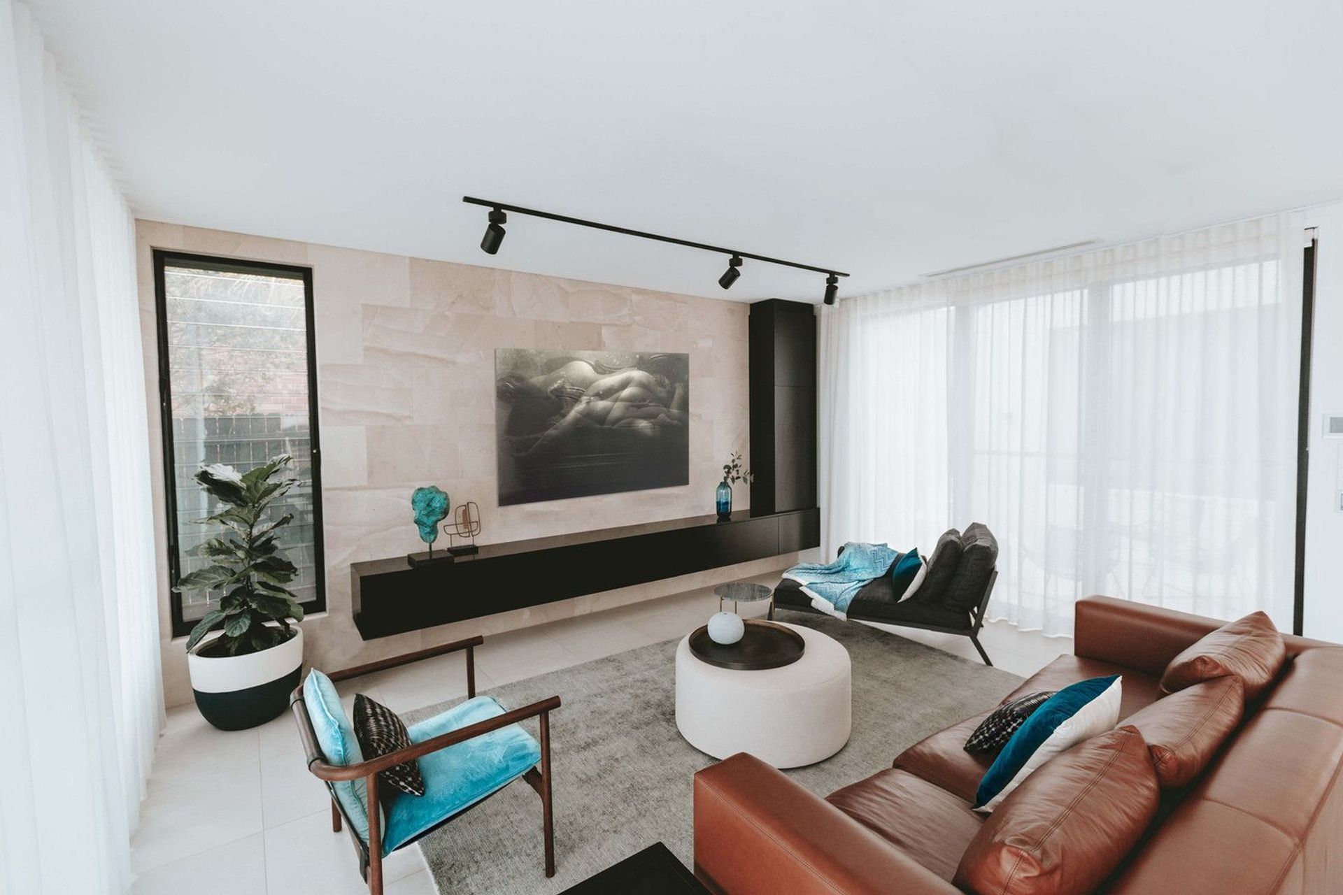 Russell Lea Residence