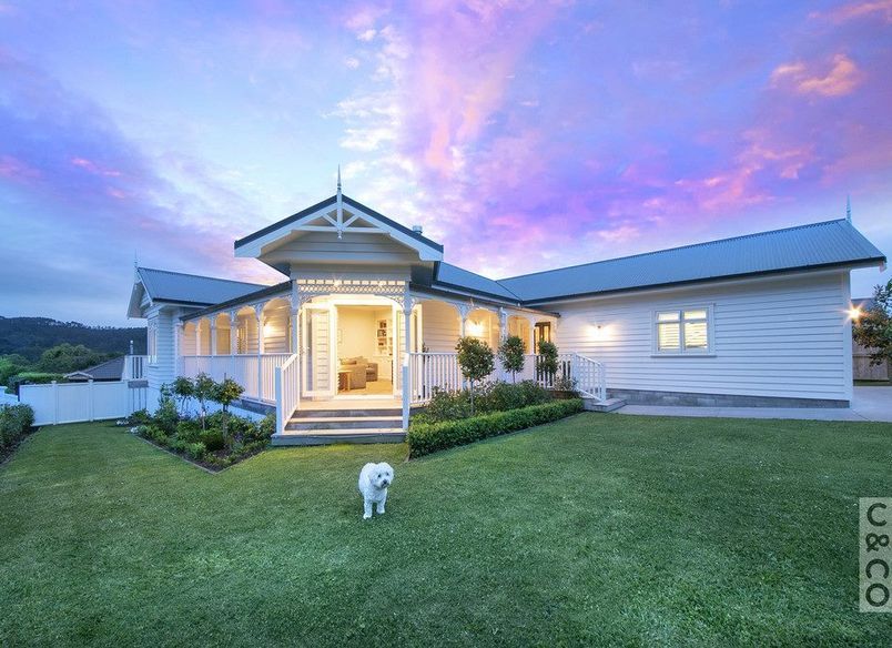 Riverhead Villa