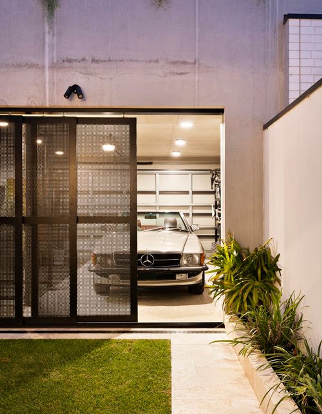 Beaconsfield Residence I