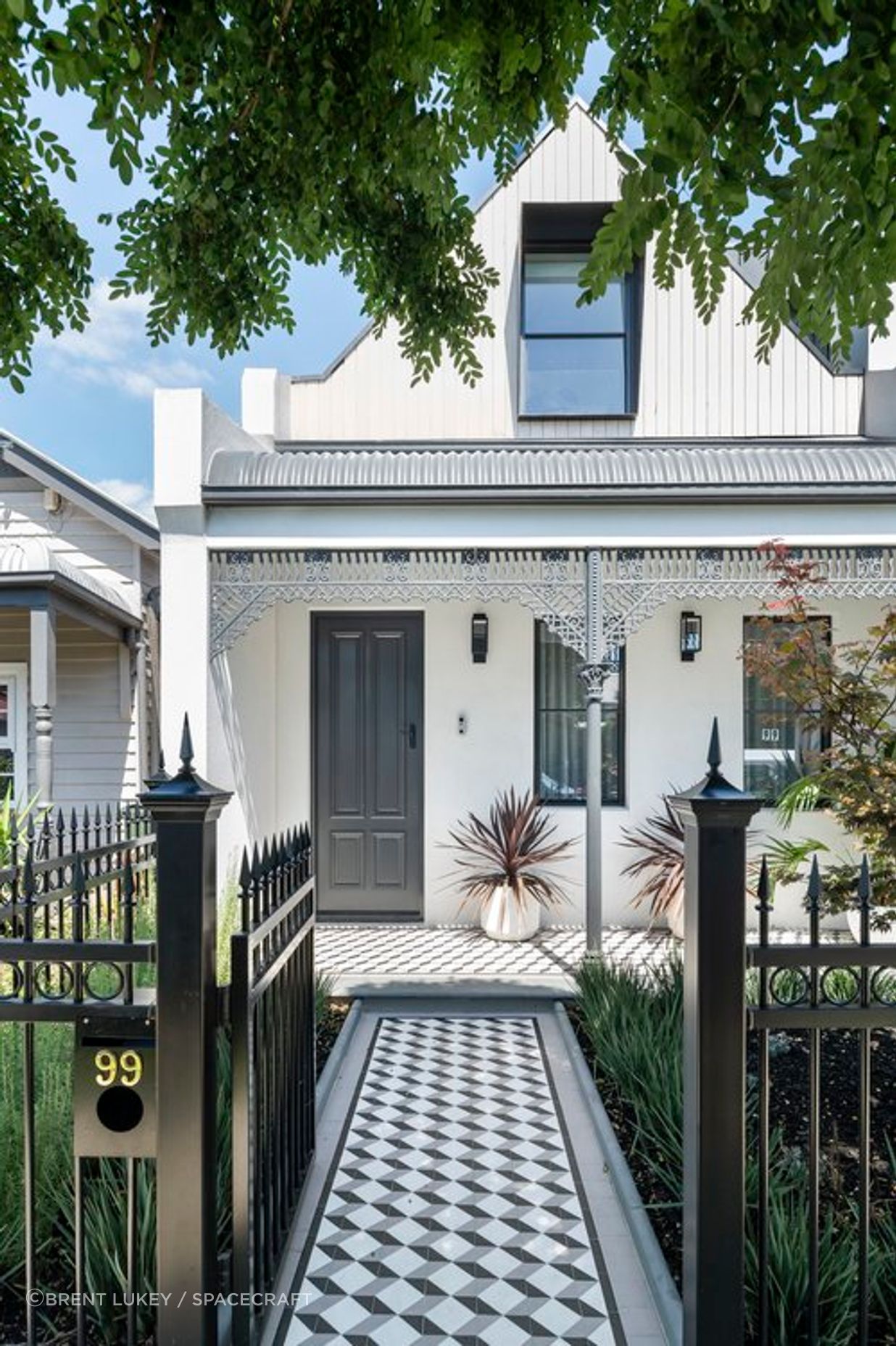 Beaconsfield Residence I