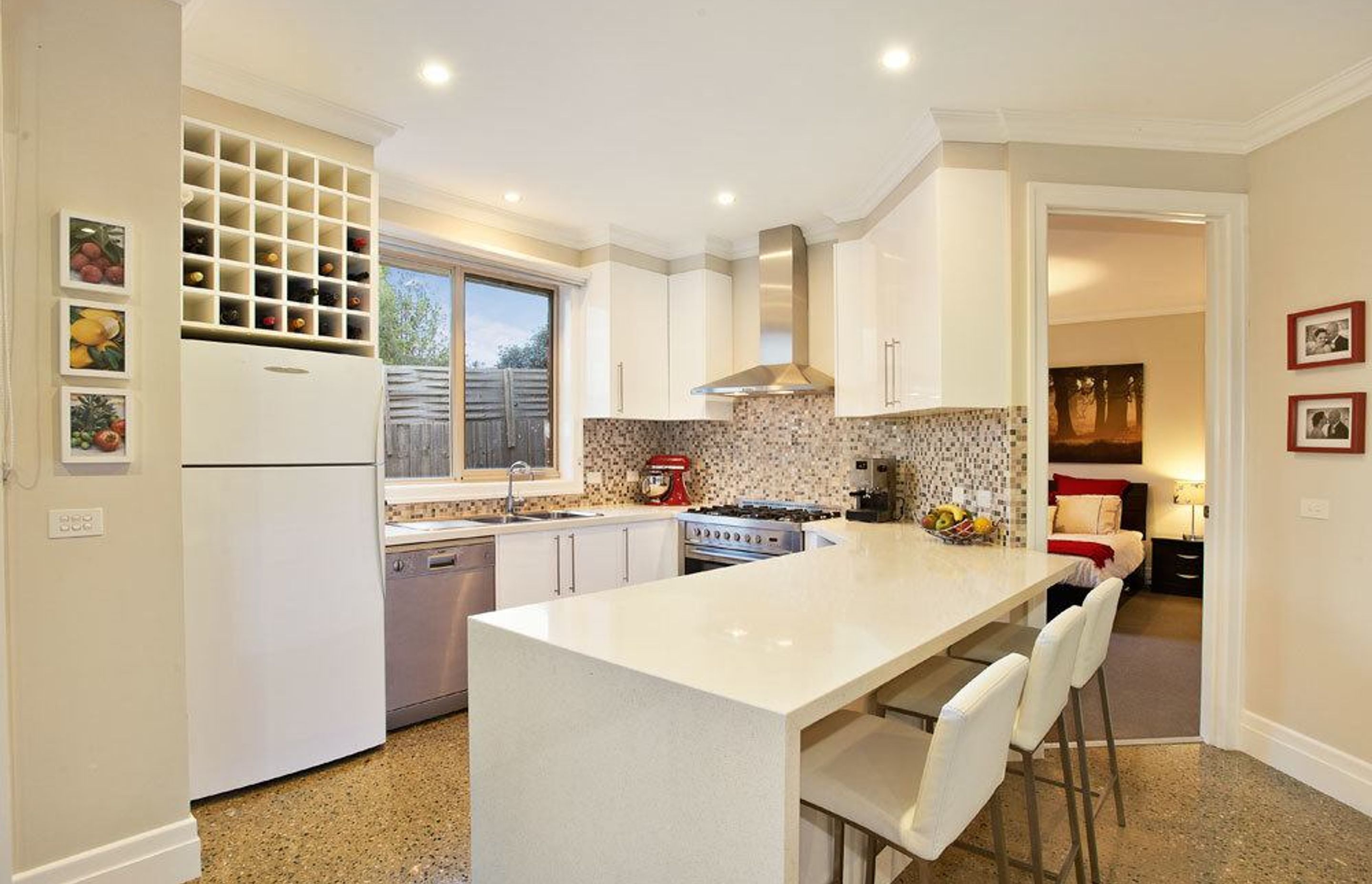 Sussex Street | Blackburn North