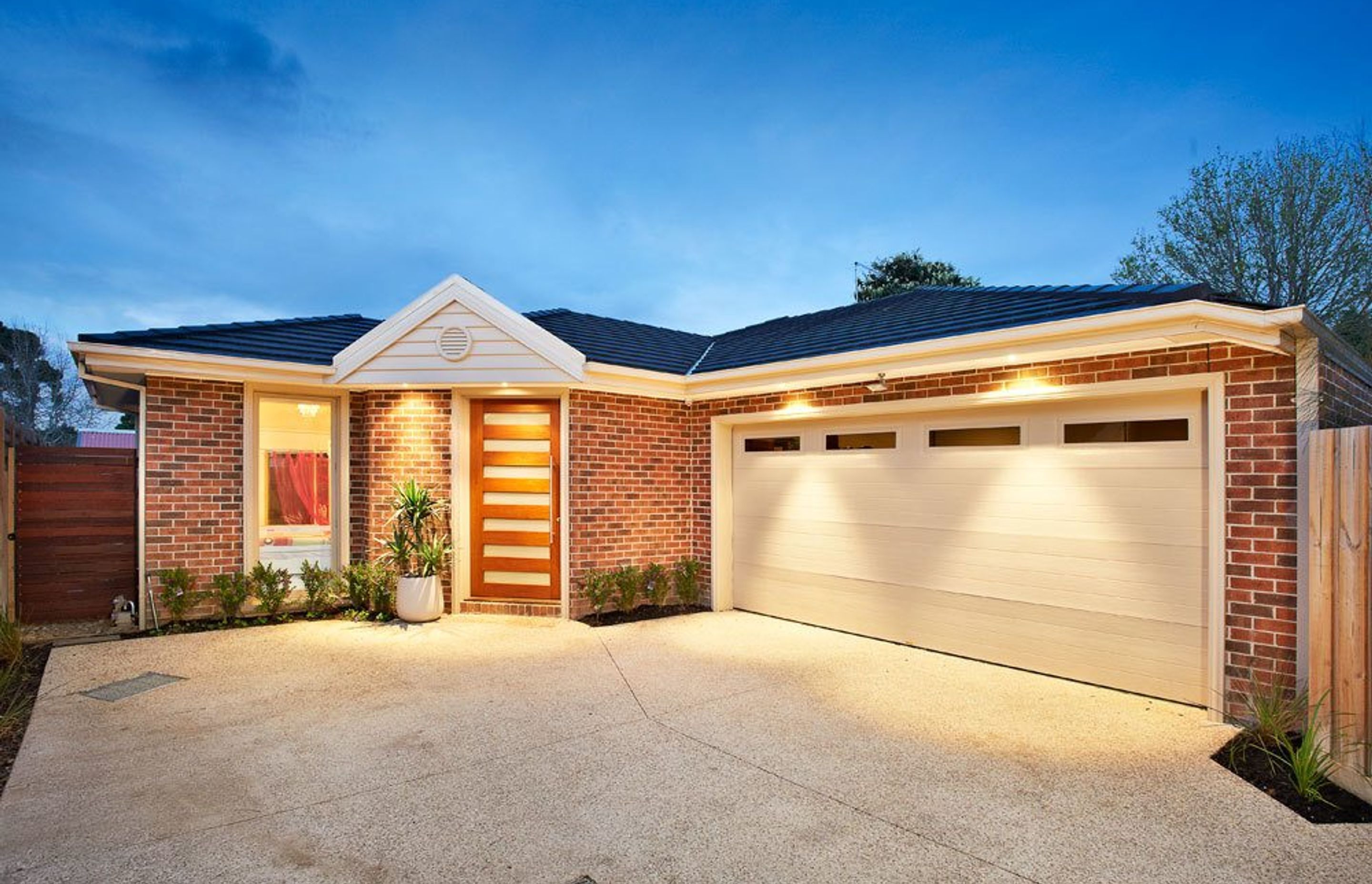 Sussex Street | Blackburn North