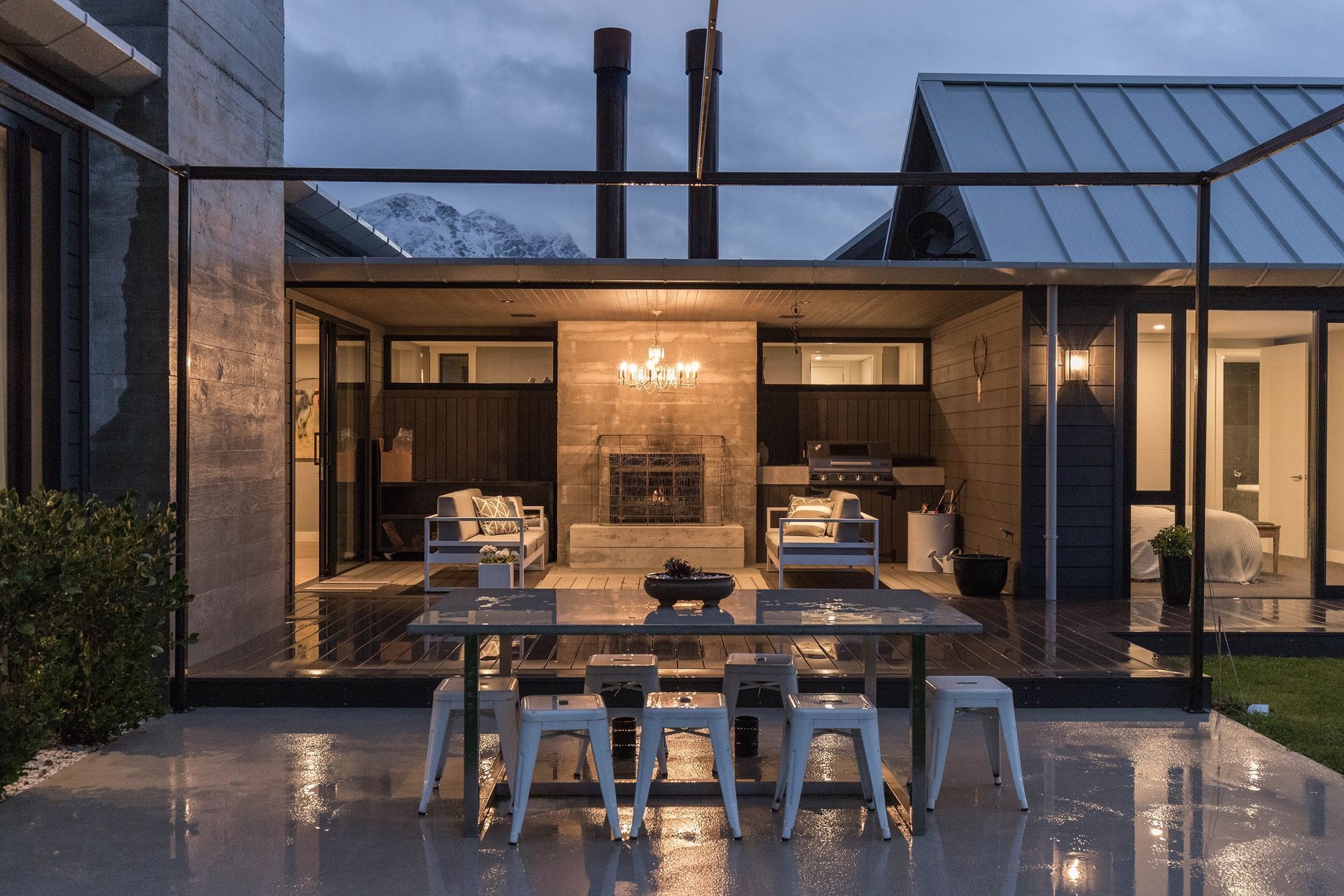 Stunning off-the-board concrete features in Queenstown home