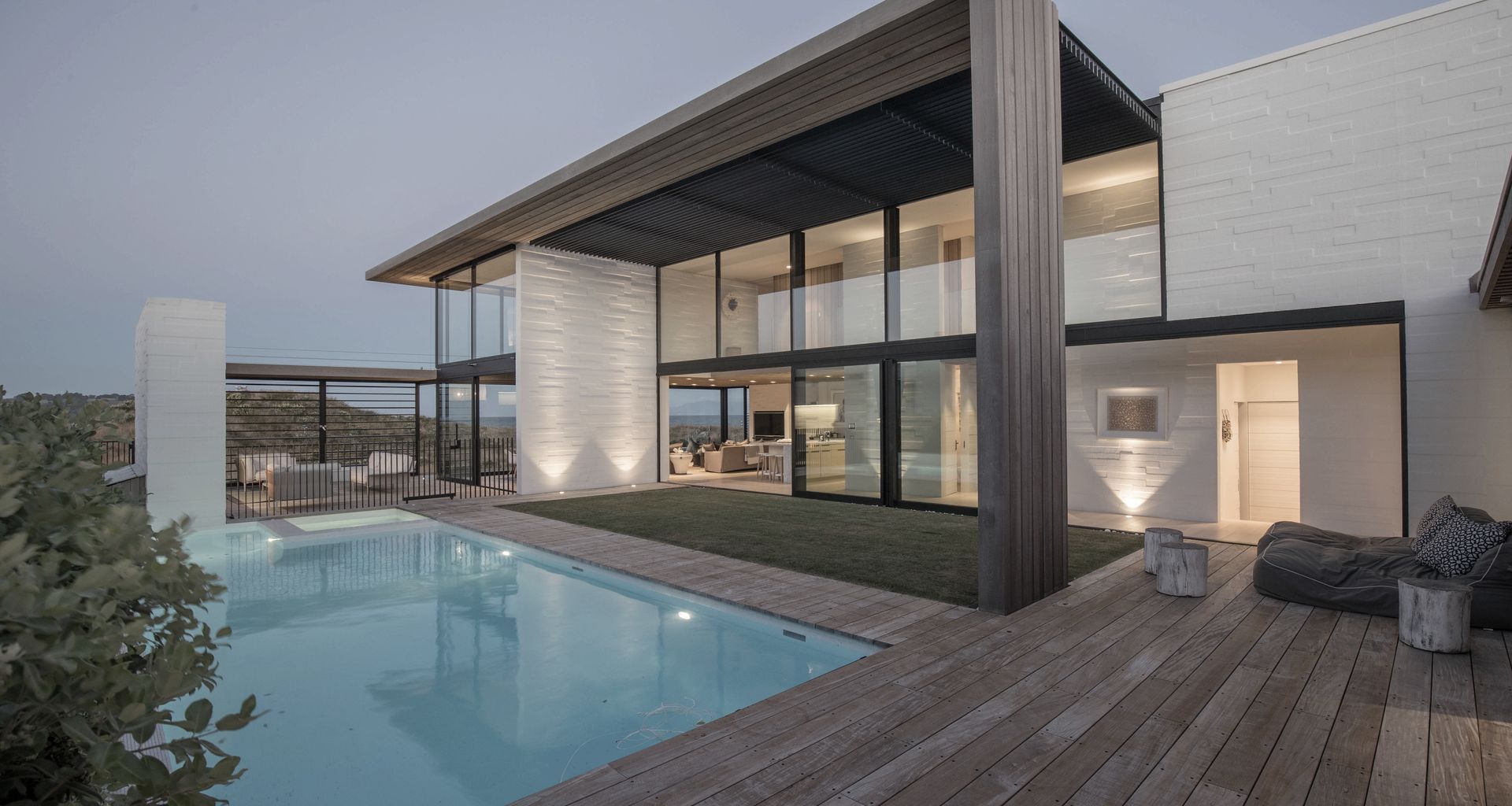 Firth Masonry for a contemporary, enduring and versatile beachhouse banner