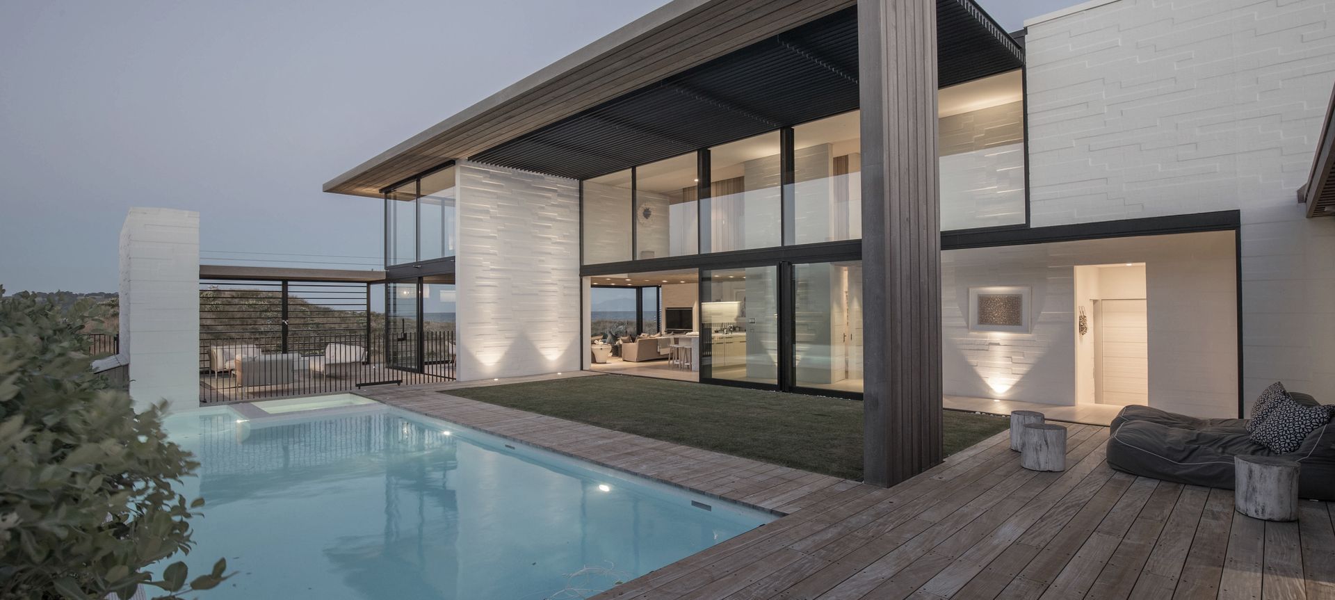 Firth Masonry for a contemporary, enduring and versatile beachhouse banner