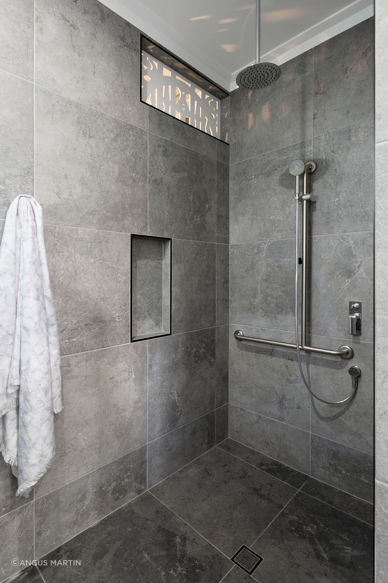 NCIA australian made tiles from Beaumont are a great way to reduce transport miles, support local industries, and keep a realistic budget. Photo:®Angus Martin