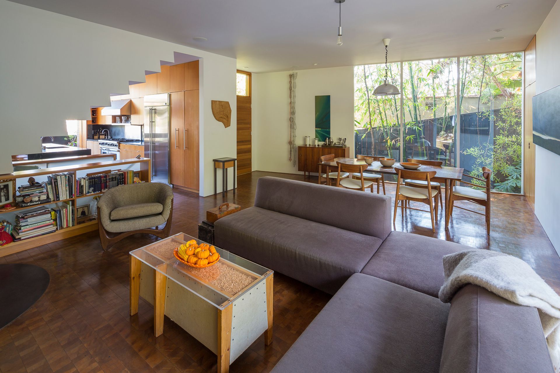 ANXSTACKED-DECK-HOUSE05.jpg