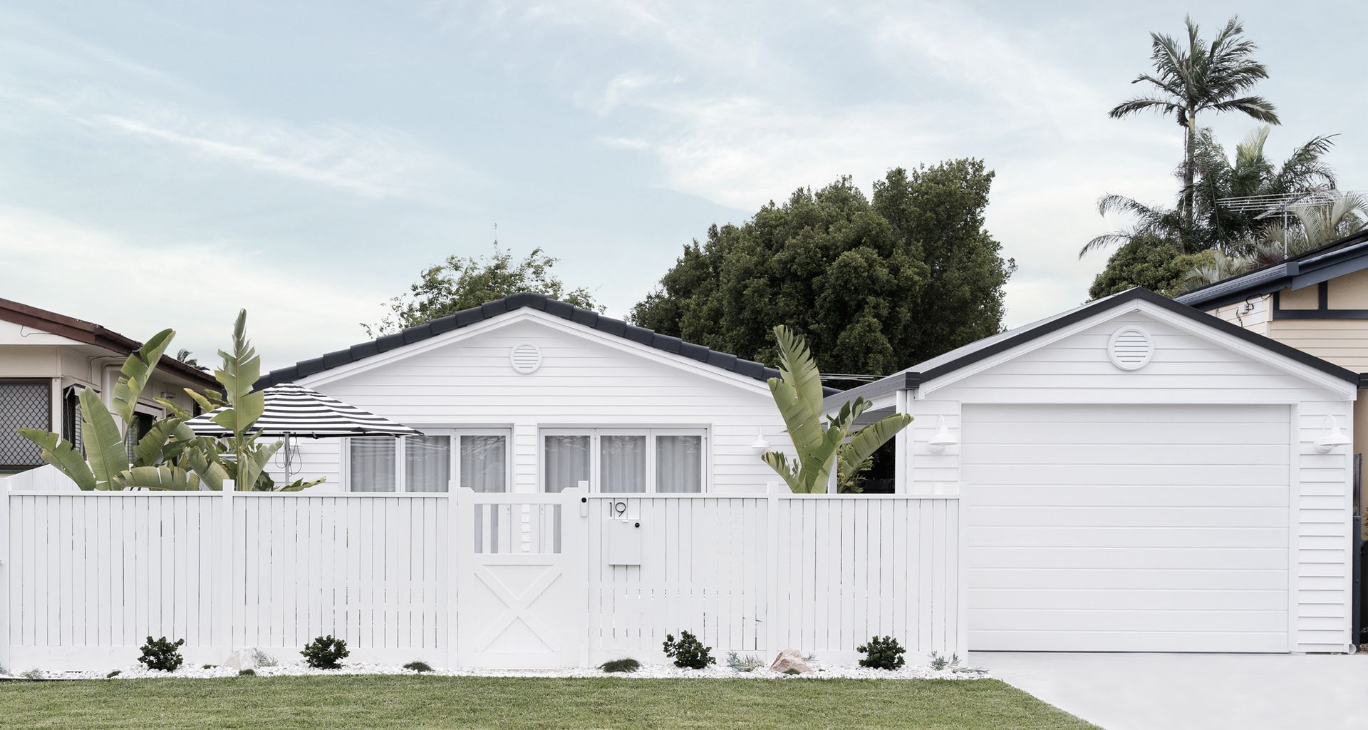 Adore Home Magazine - Scarborough, Queensland banner