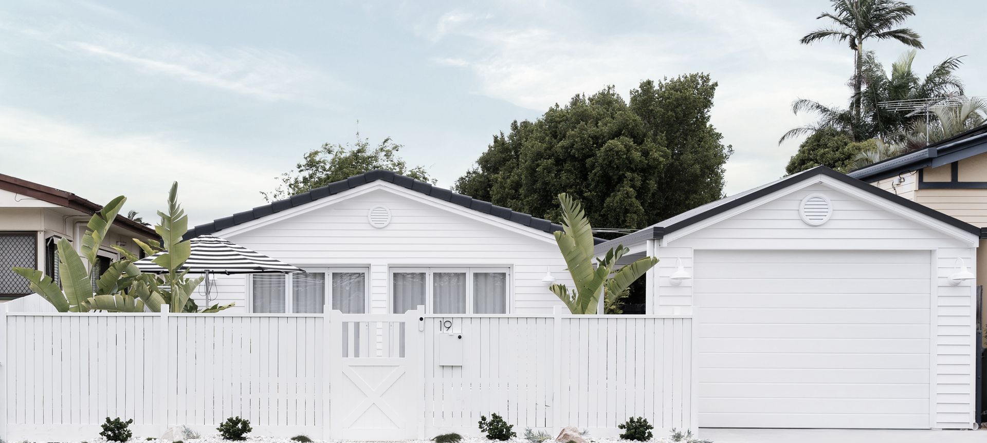 Adore Home Magazine - Scarborough, Queensland banner