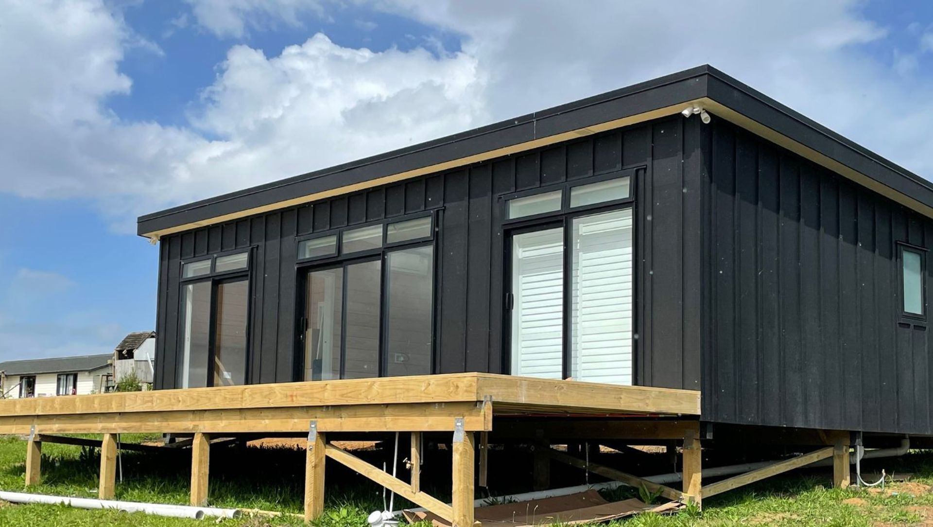 Classic 2-bed Dreamwood 6 banner