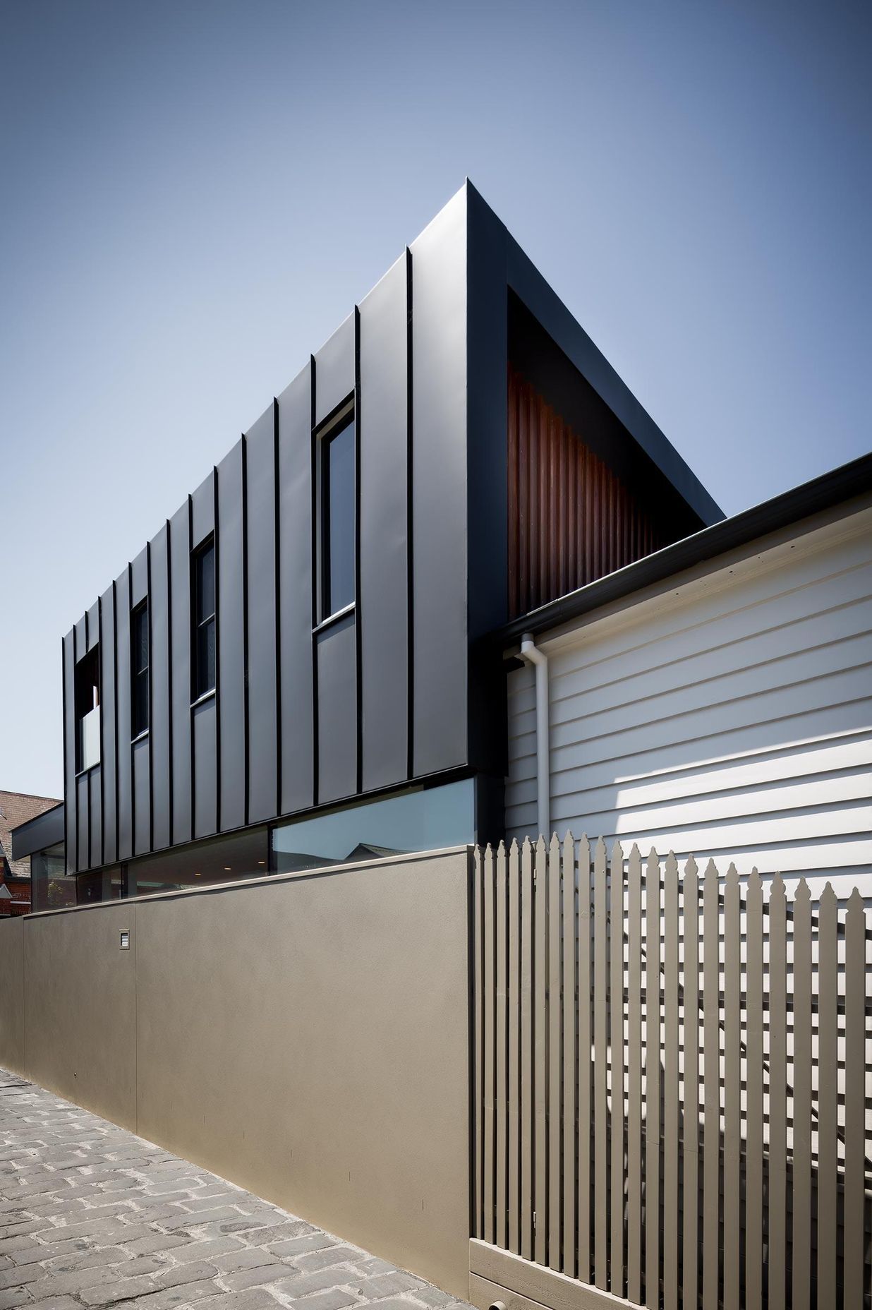 Armadale House 2