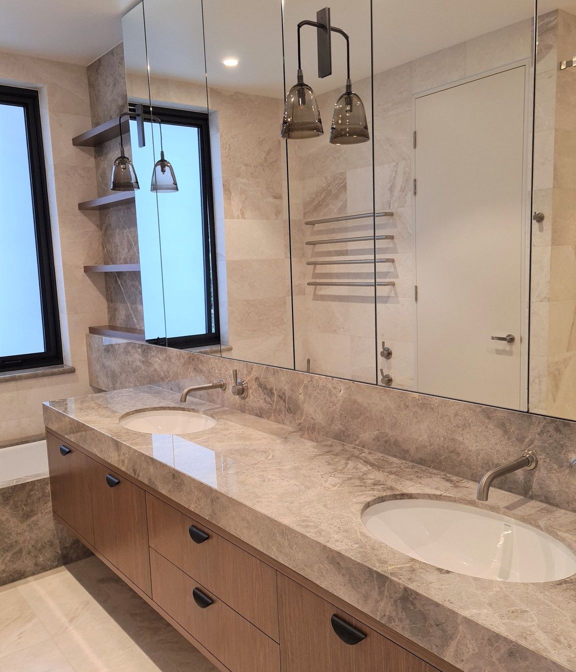 BATHROOM-2-v7.jpg