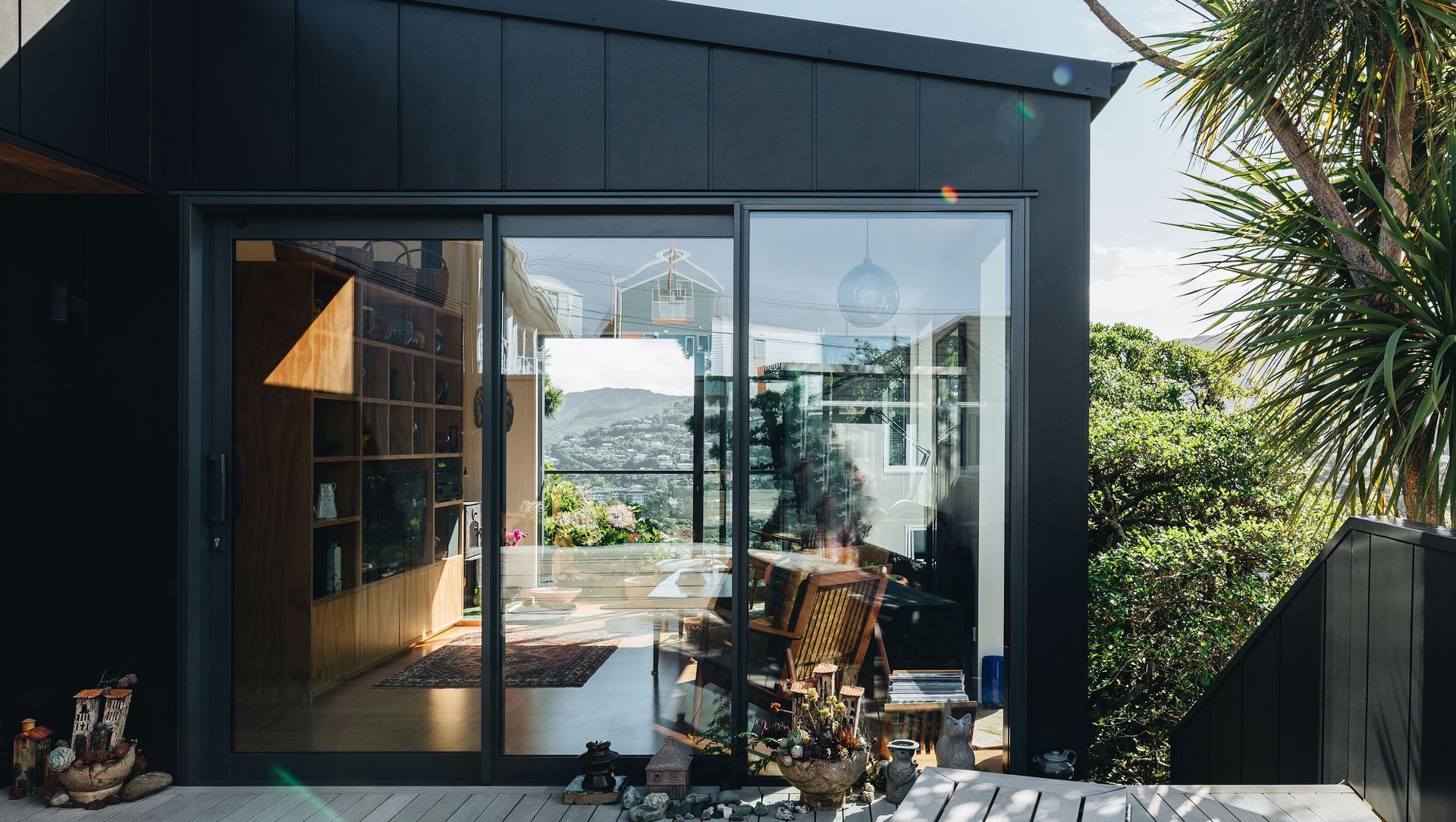 Taupata Treehouse banner