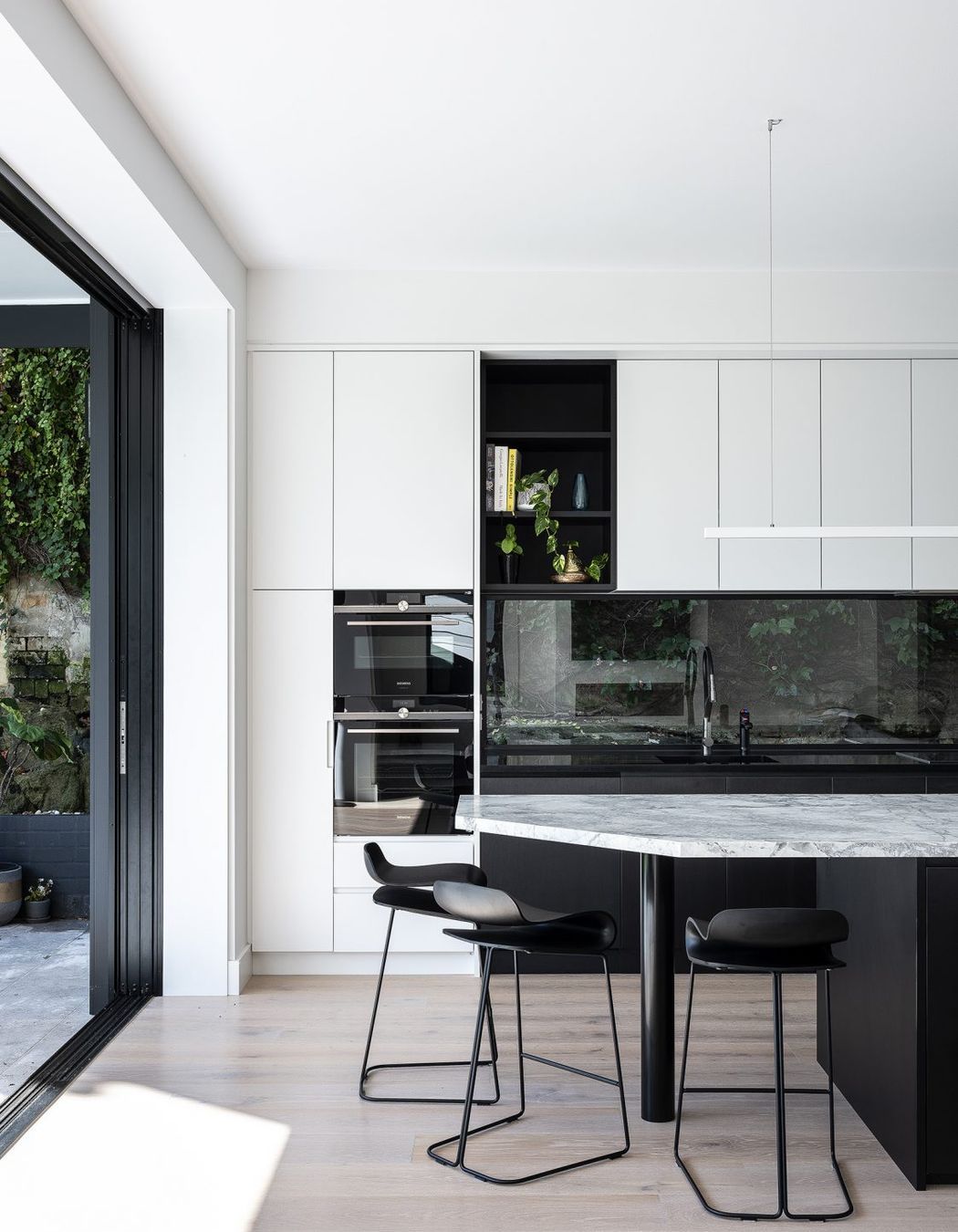 CrossCut House