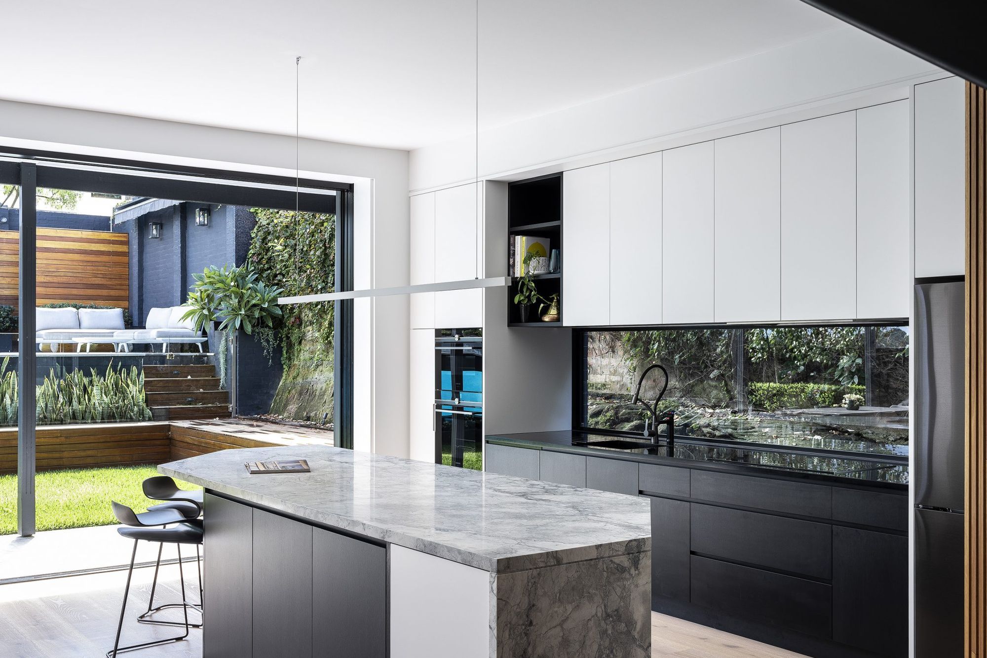 CrossCut House