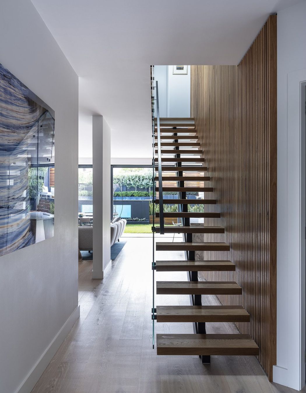 CrossCut House
