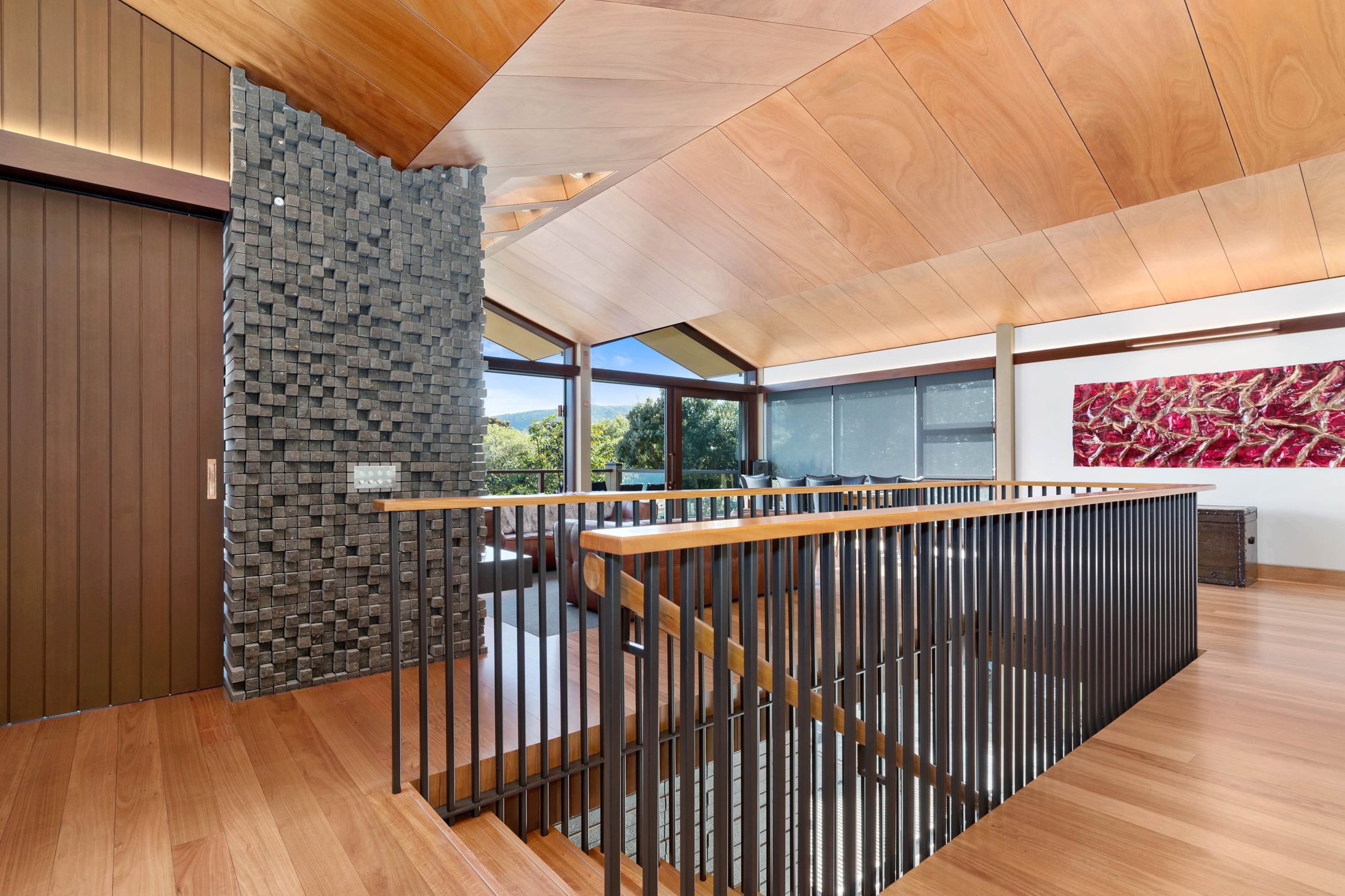 Design Pinnacle, Whakamoenga Point