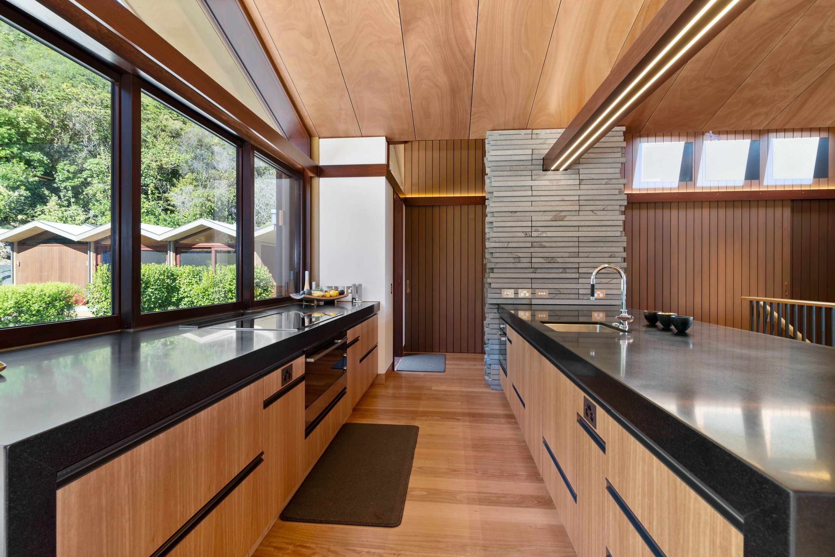 Design Pinnacle, Whakamoenga Point