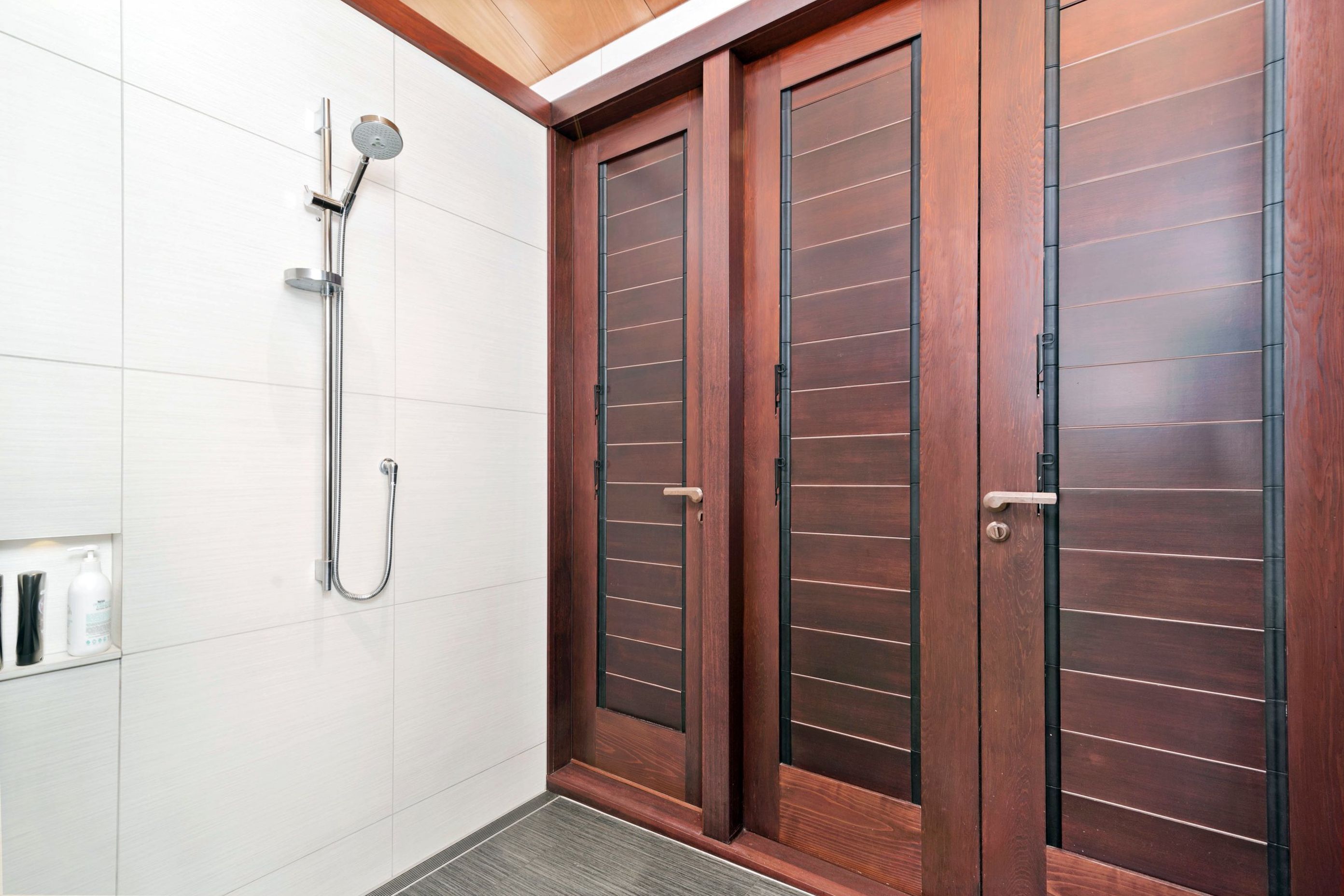 Design Pinnacle, Whakamoenga Point