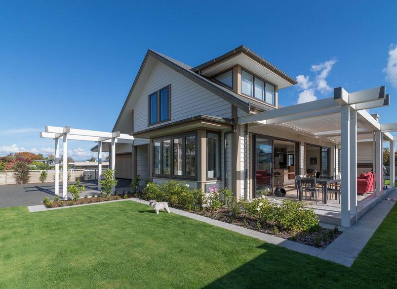 Hosking Home & Boatshed, Bird Area