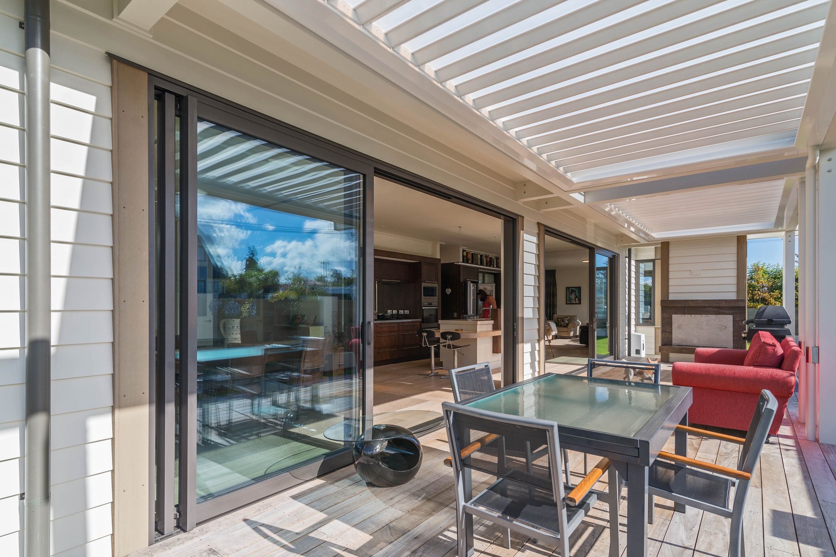 Hosking Home & Boatshed, Bird Area