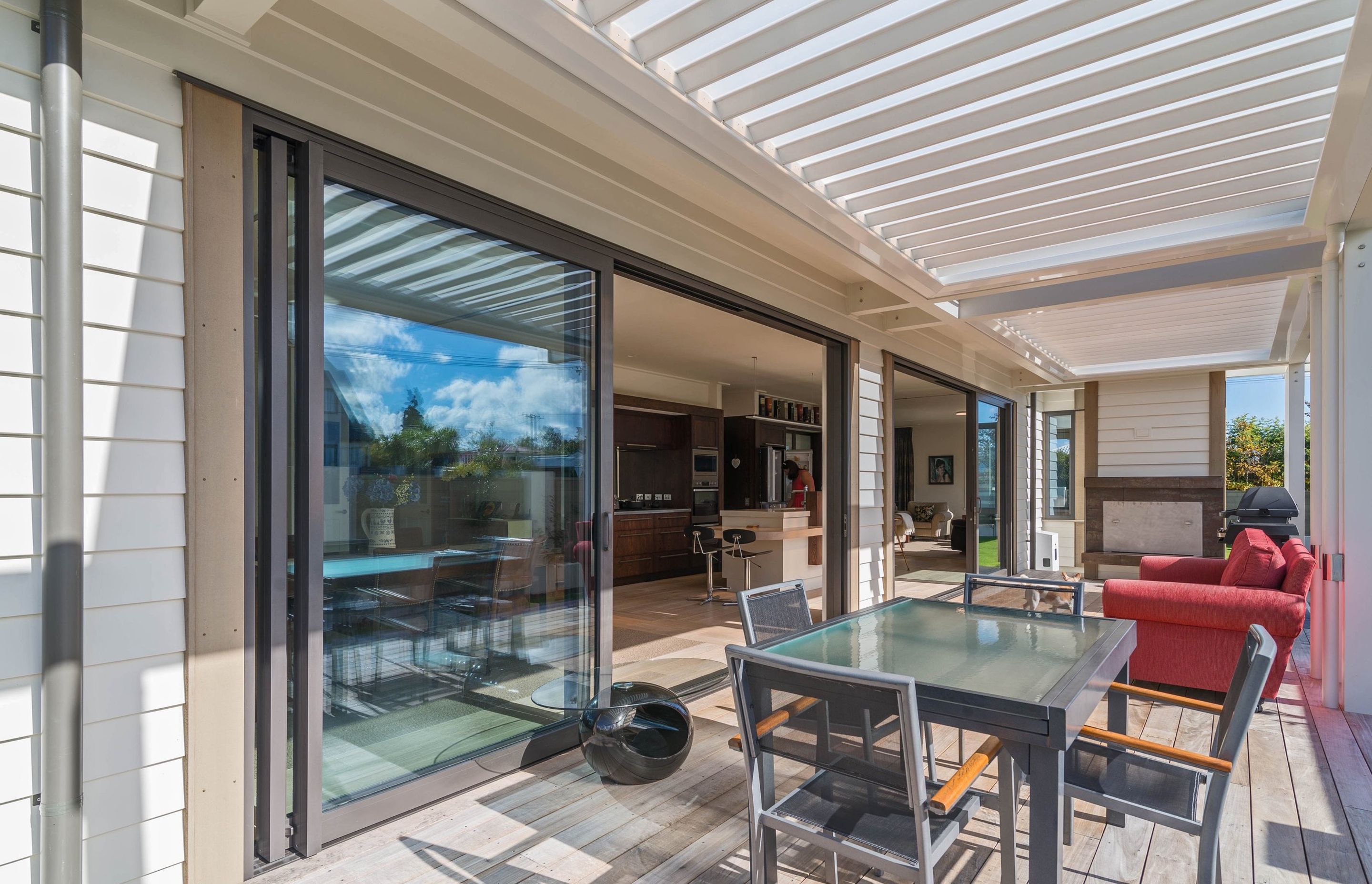 Hosking Home & Boatshed, Bird Area