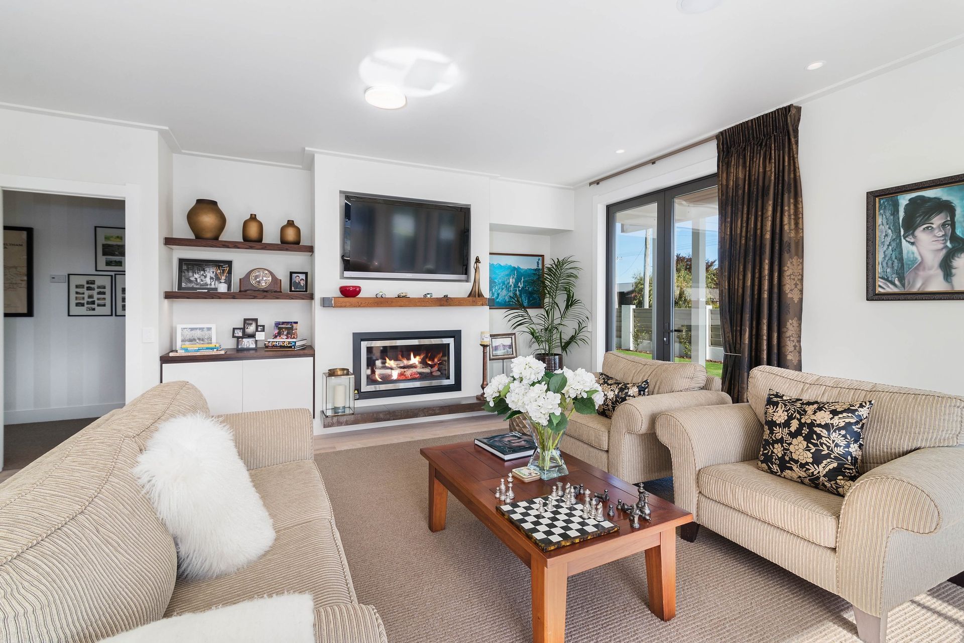 Hosking Home & Boatshed, Bird Area