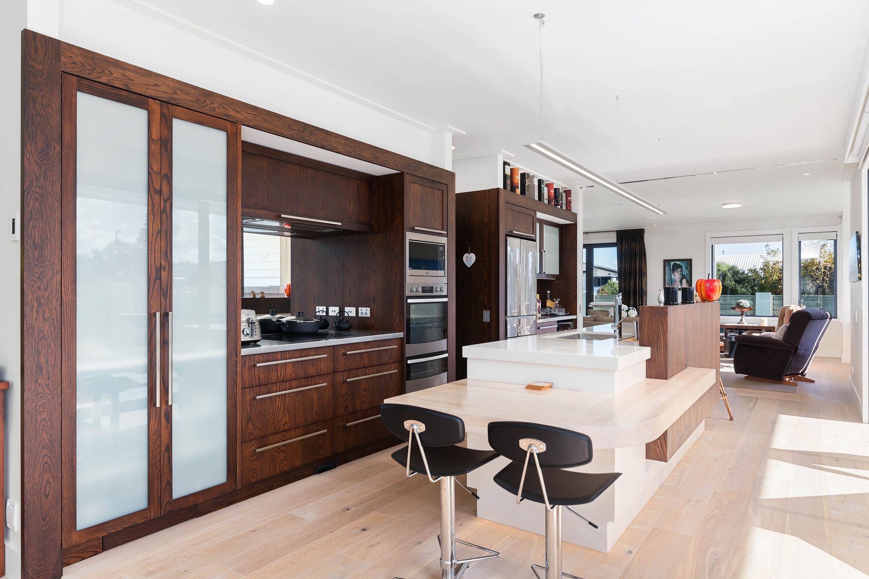 Hosking Home & Boatshed, Bird Area