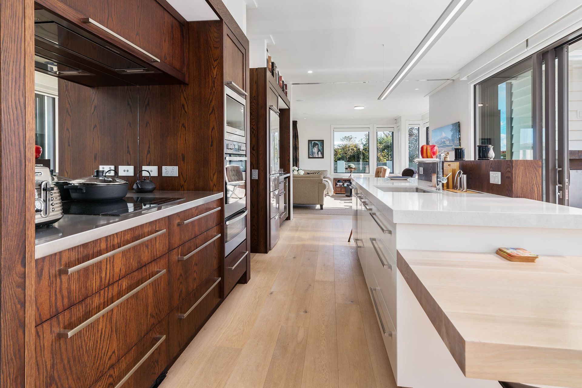 Hosking Home & Boatshed, Bird Area