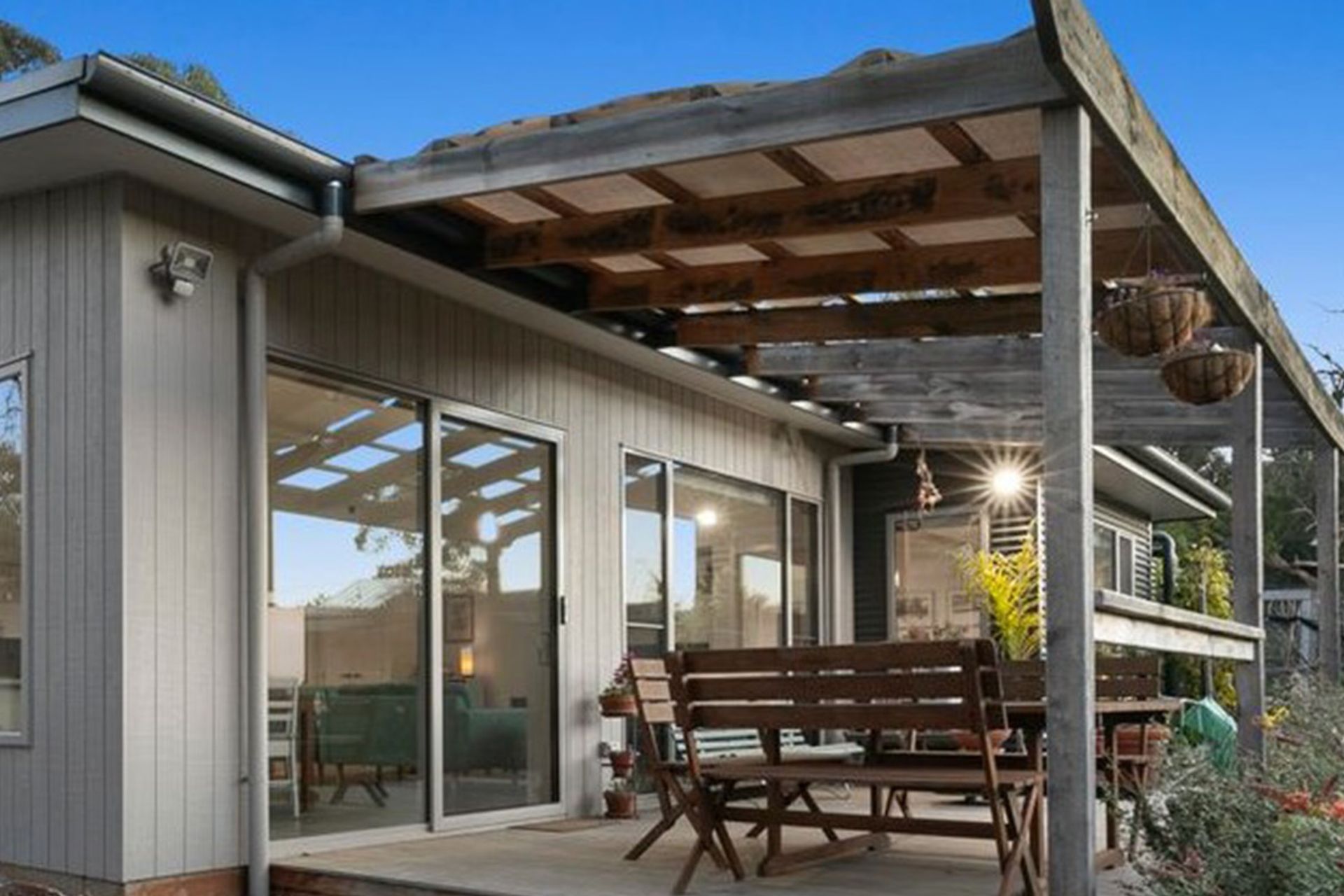 ^^ Anglesea Residence