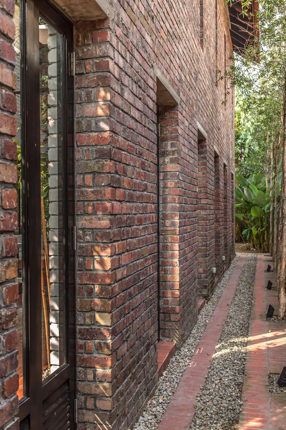 BarnstormHouse157.jpg