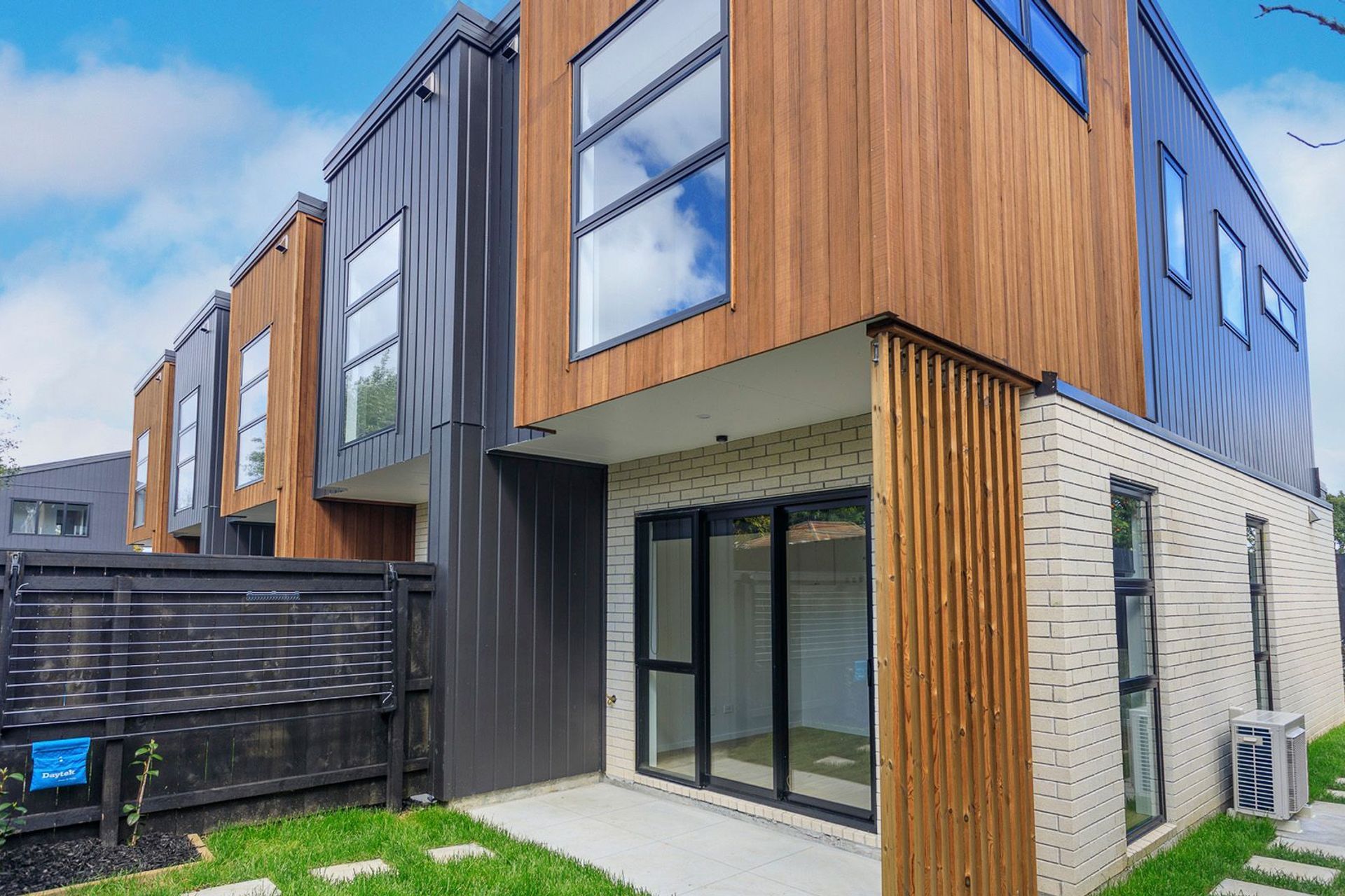 Beach Road, Te Atatu Peninsula
