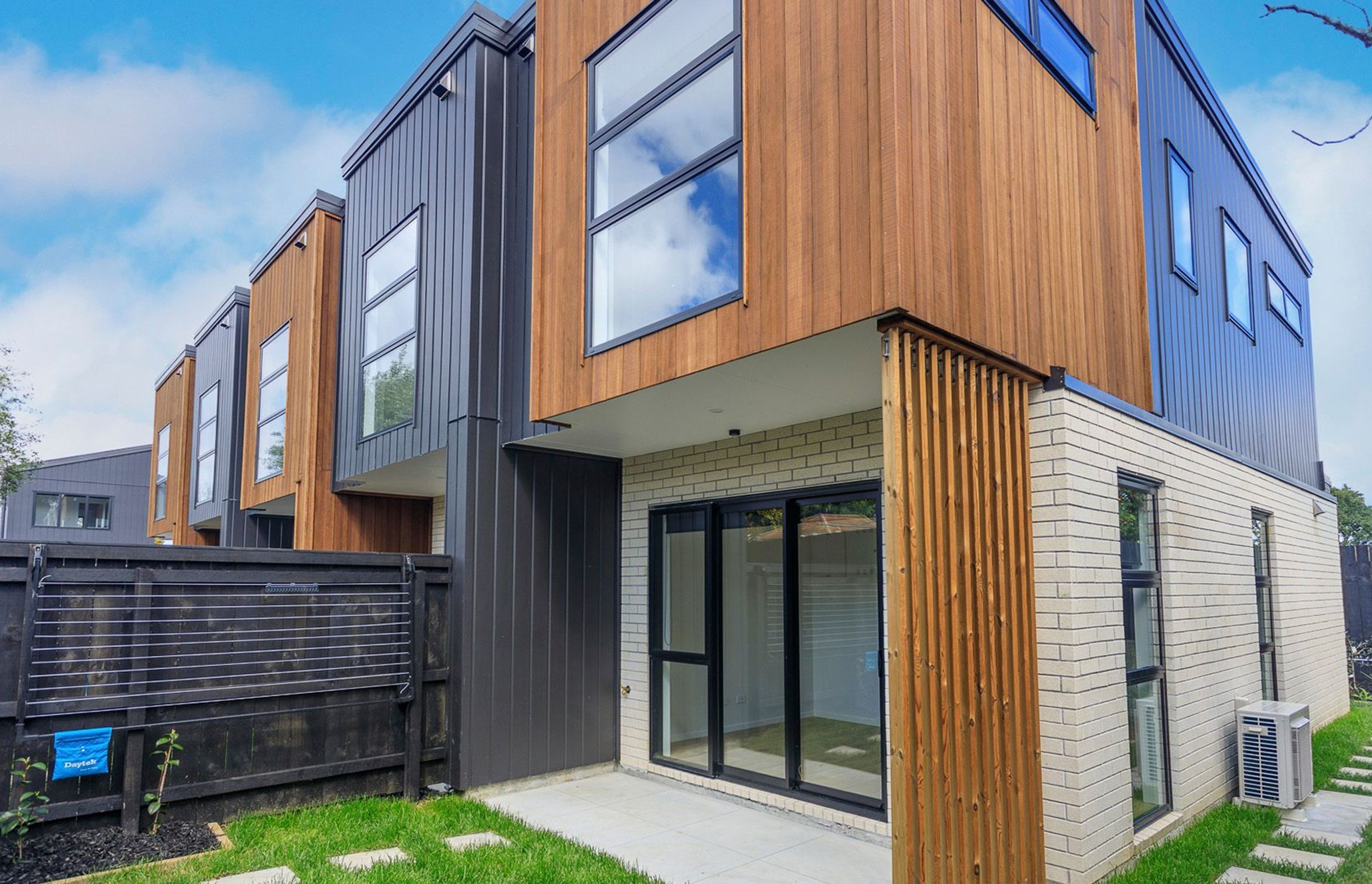 Beach Road, Te Atatu Peninsula