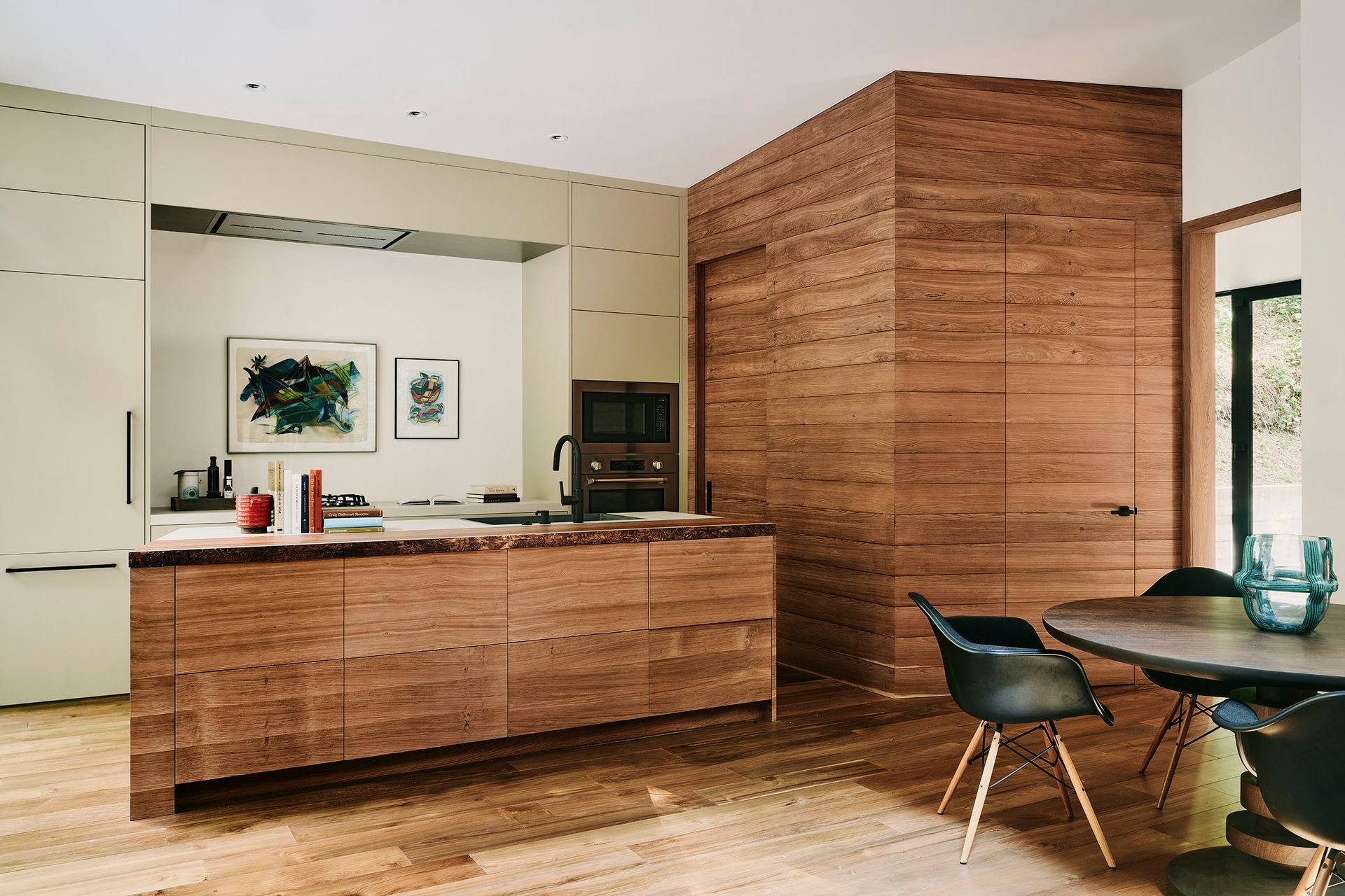 Big-Sur-Cabin-9-full.jpg