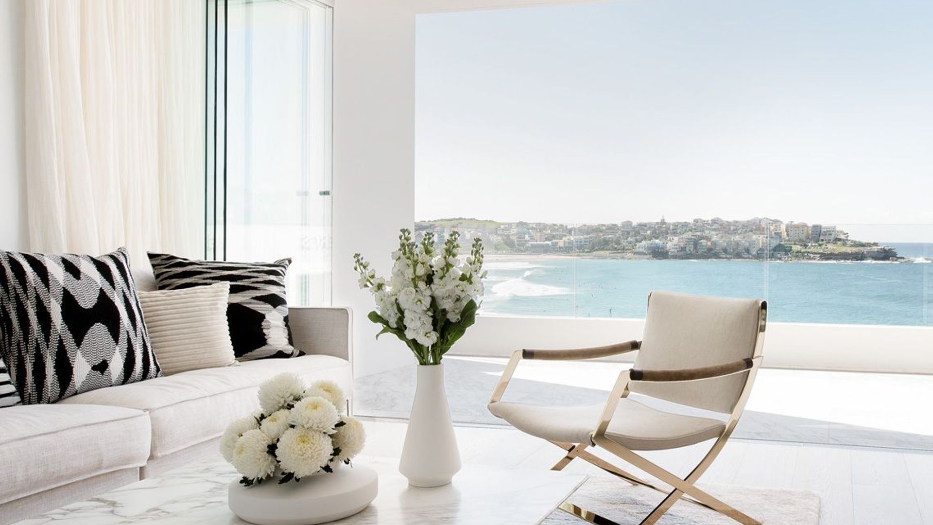 Bondi banner