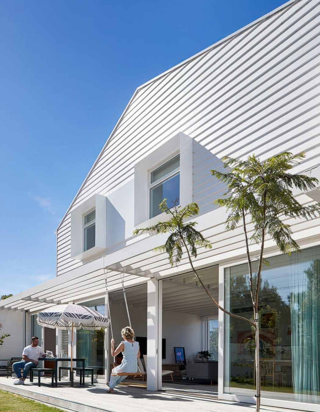 Bower-Brighton-White-House-2-Exterior-high-fidelity-v2-13x.jpeg
