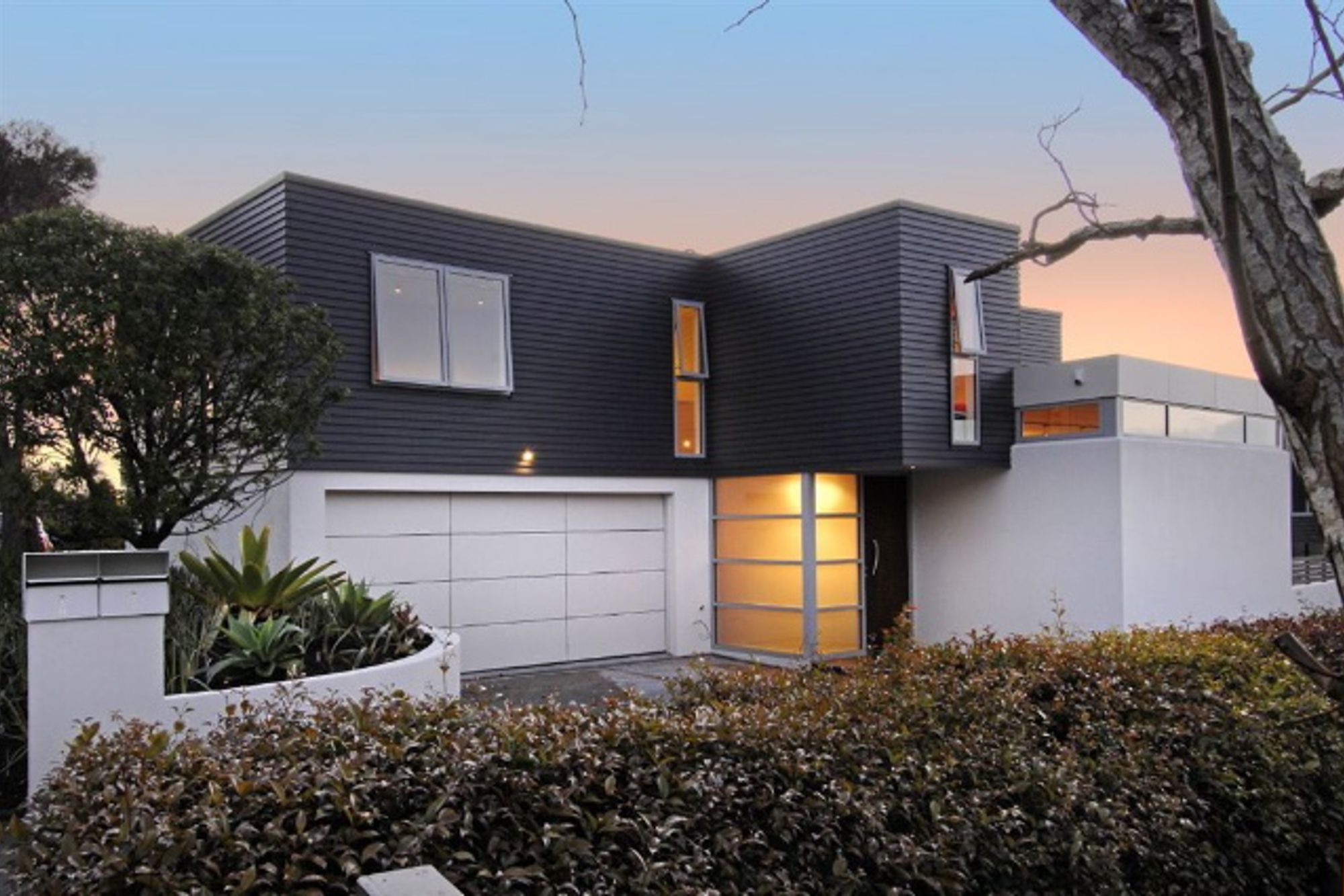 Contemporary Living - Rutherford Terrace