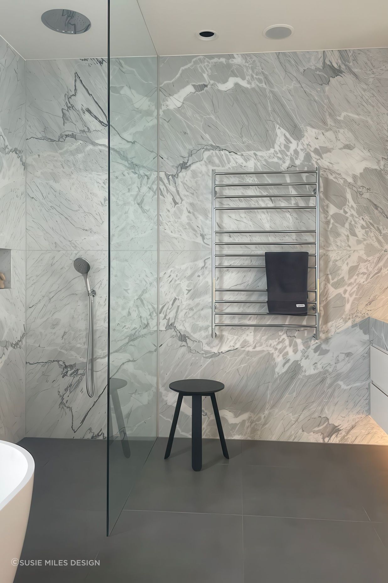 Bunt-Ensuite-Stool-After-gigapixel-low-resolution-v2-2x.jpeg